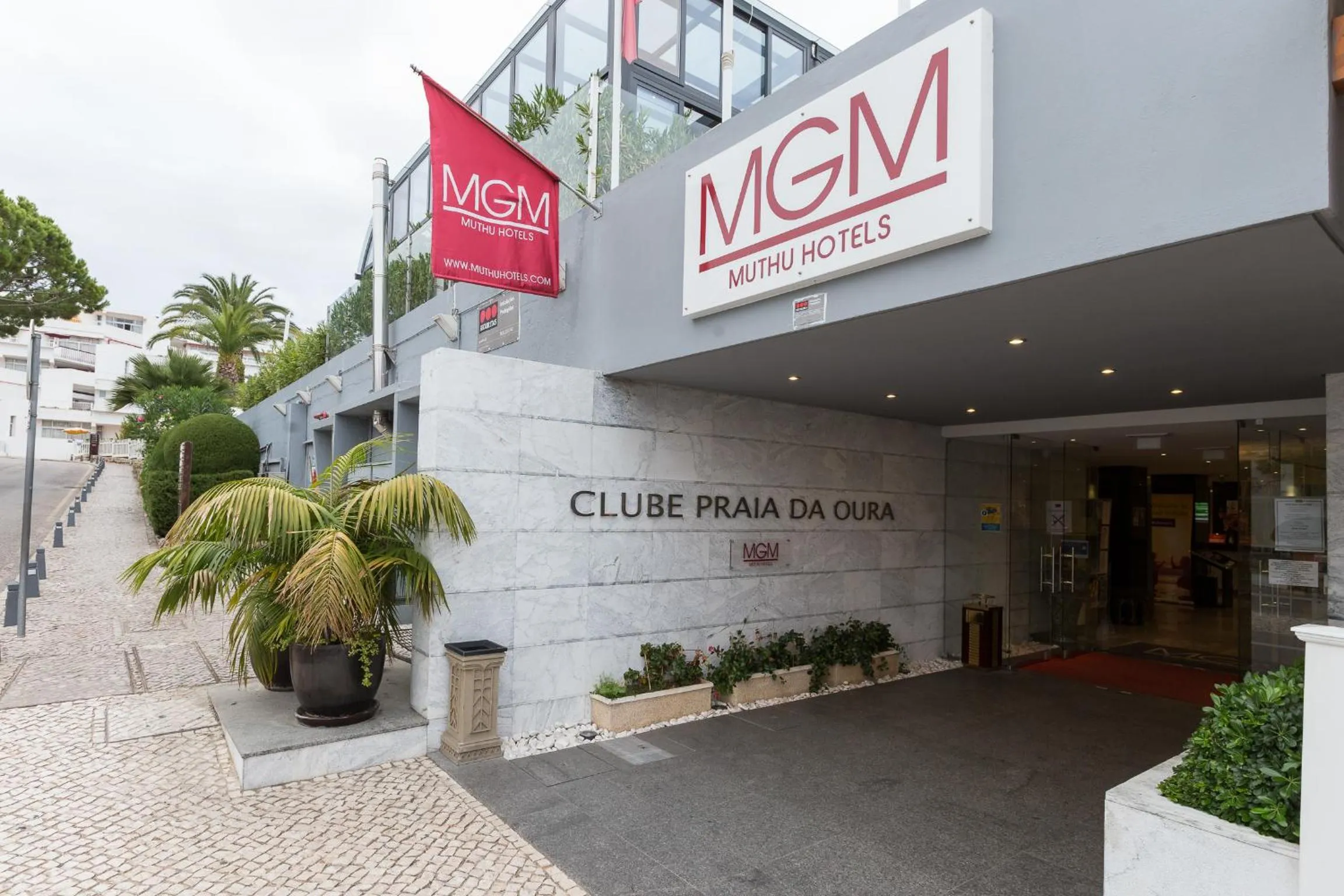 Facade/entrance in Muthu Clube Praia da Oura