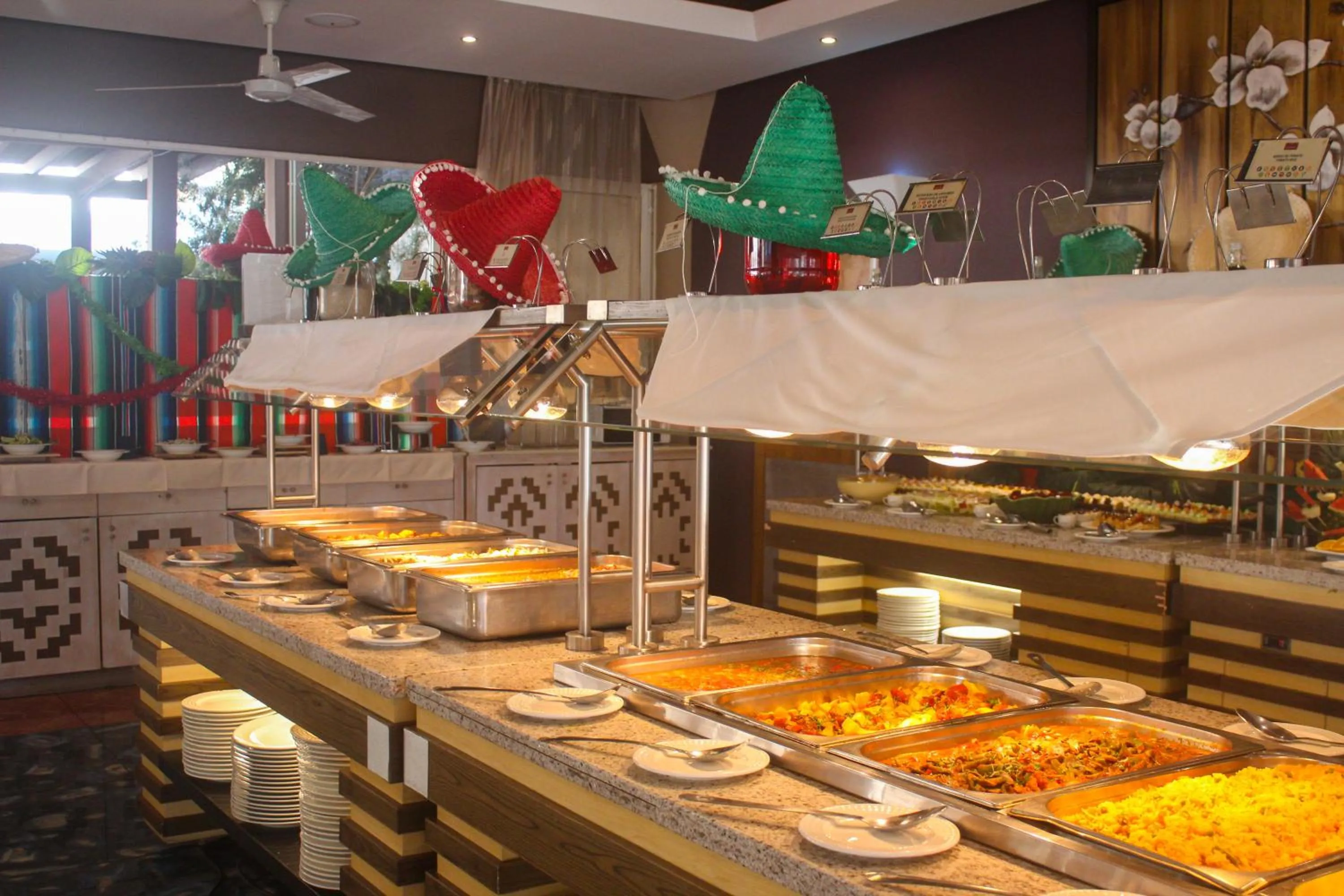 Restaurant/places to eat in Muthu Clube Praia da Oura