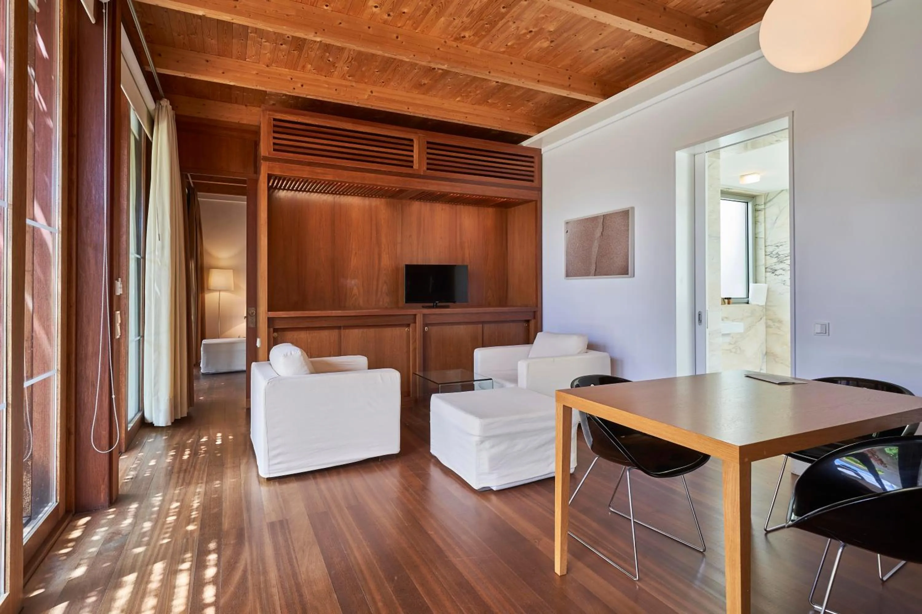 Living room in Hotel Porto Santo & Spa