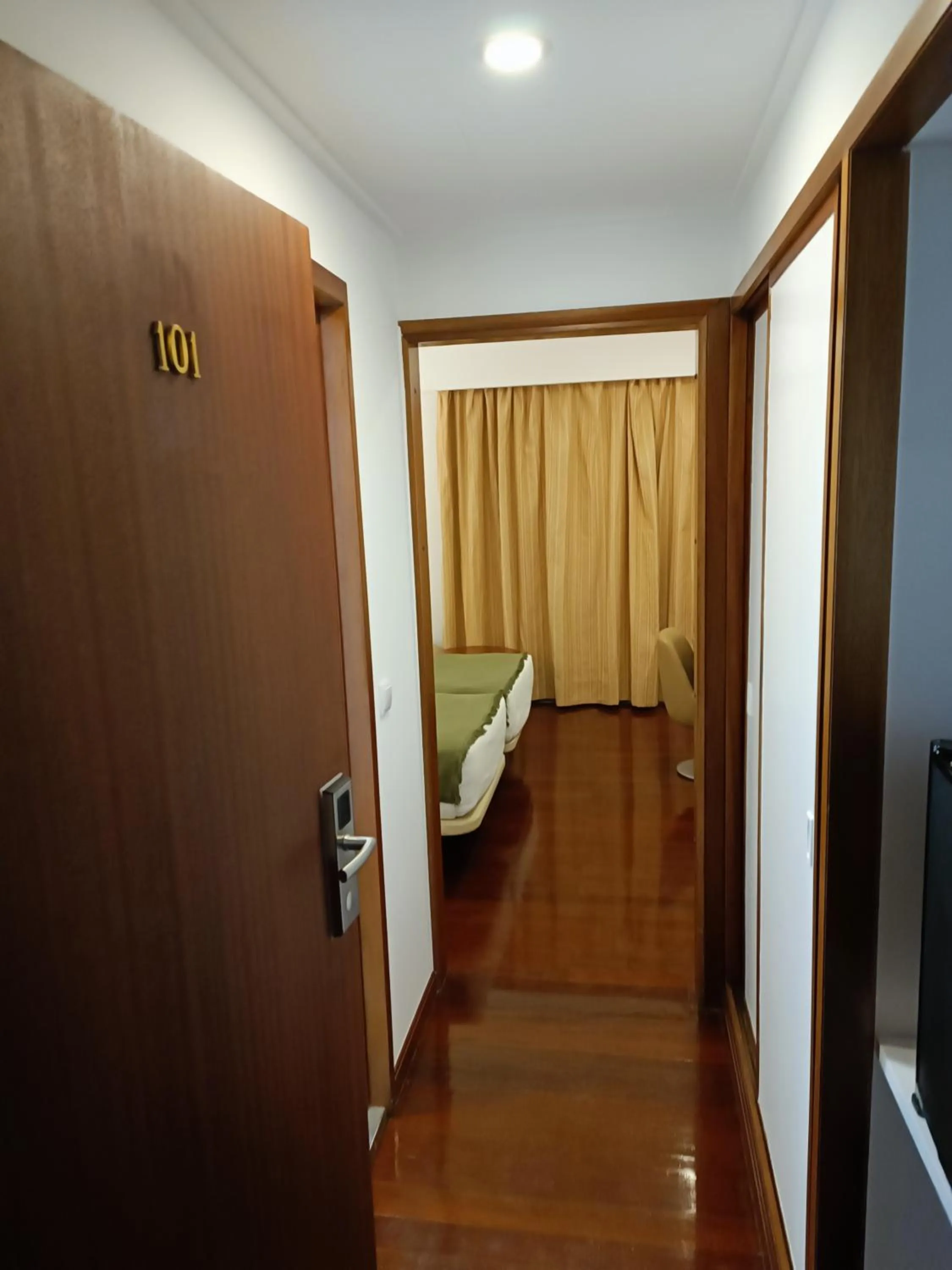 Bedroom, Bed in Hotel Porto Santo & Spa