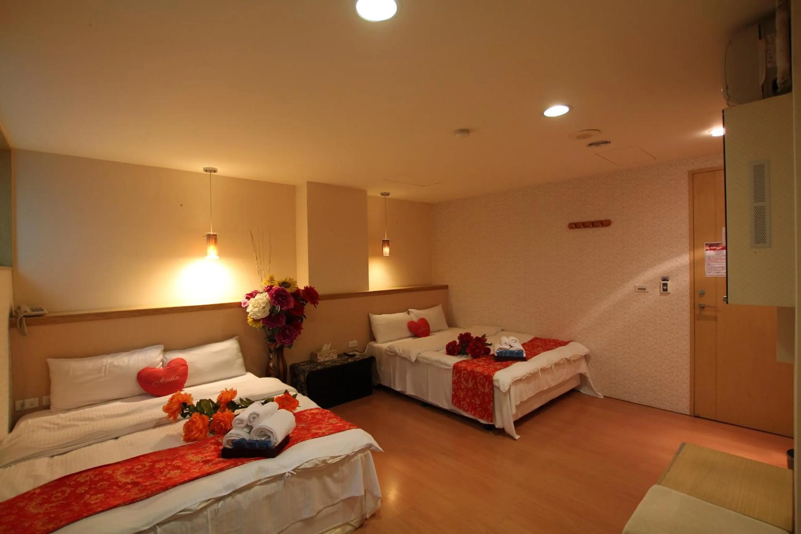 Bed in Tanxiang Resort Hotel Sun Moon Lake Harbour - Sun Moon Lake Pier