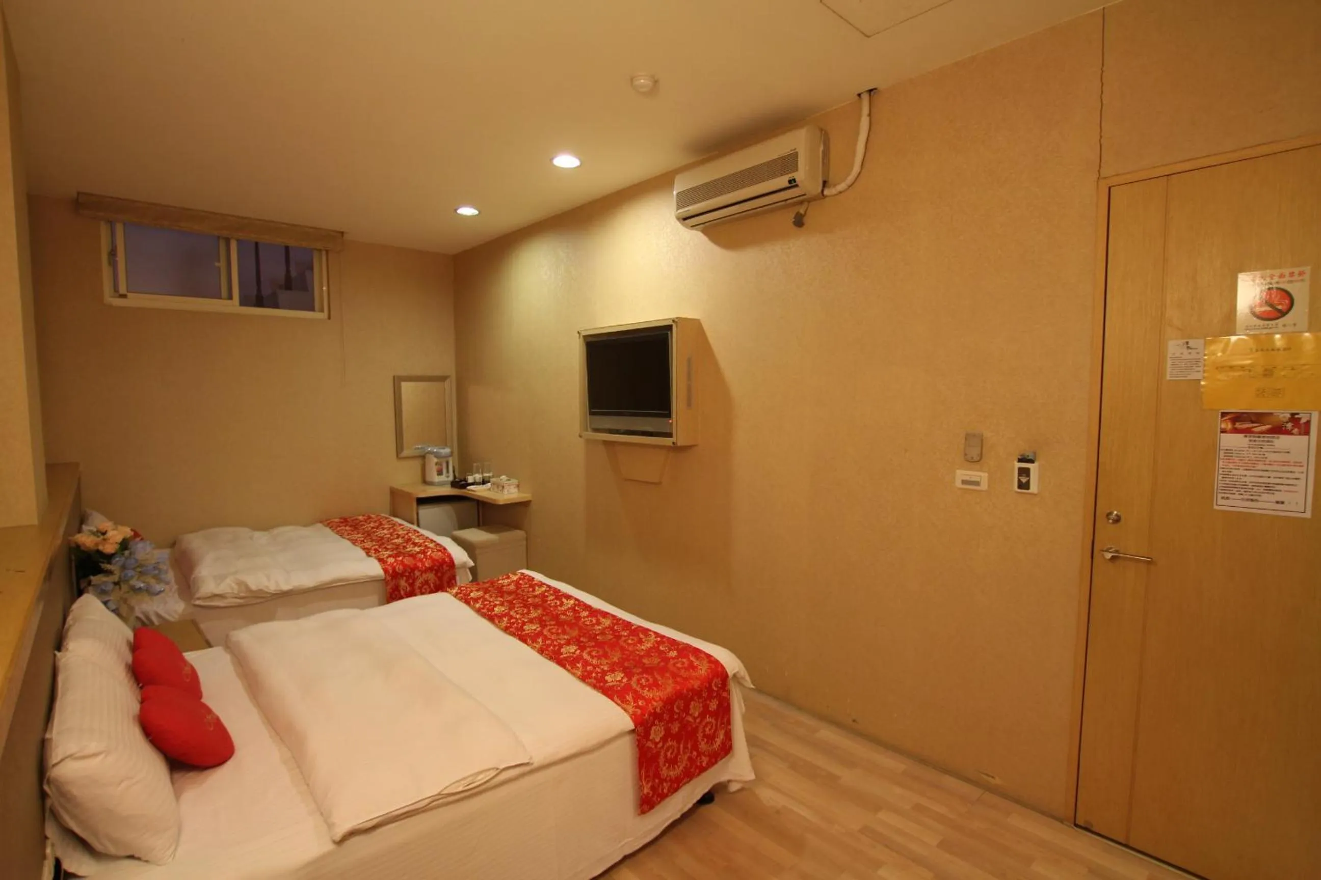 Photo of the whole room, Bed in Tanxiang Resort Hotel Sun Moon Lake Harbour - Sun Moon Lake Pier