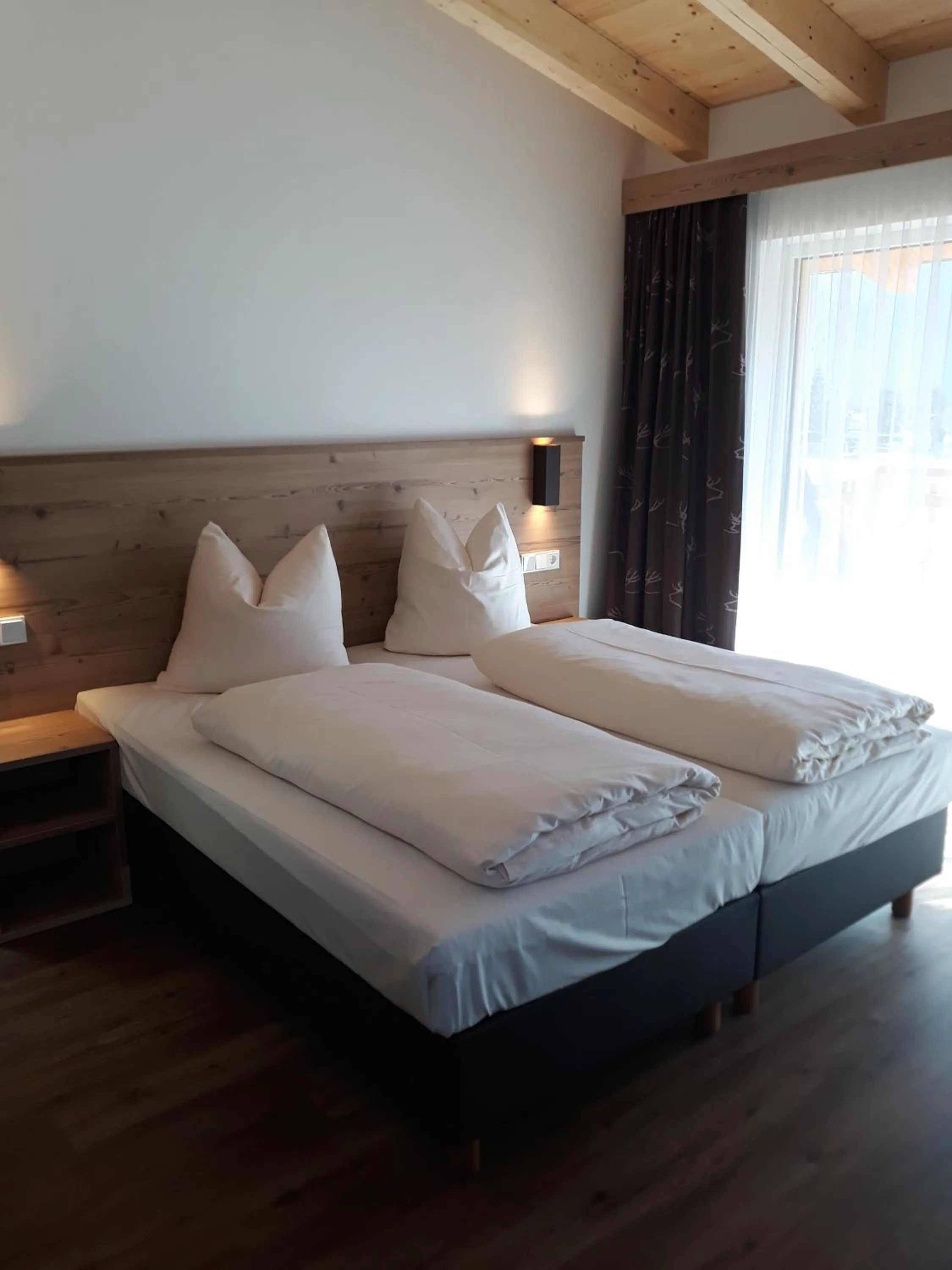 Bedroom, Bed in Hotel Jagdhof