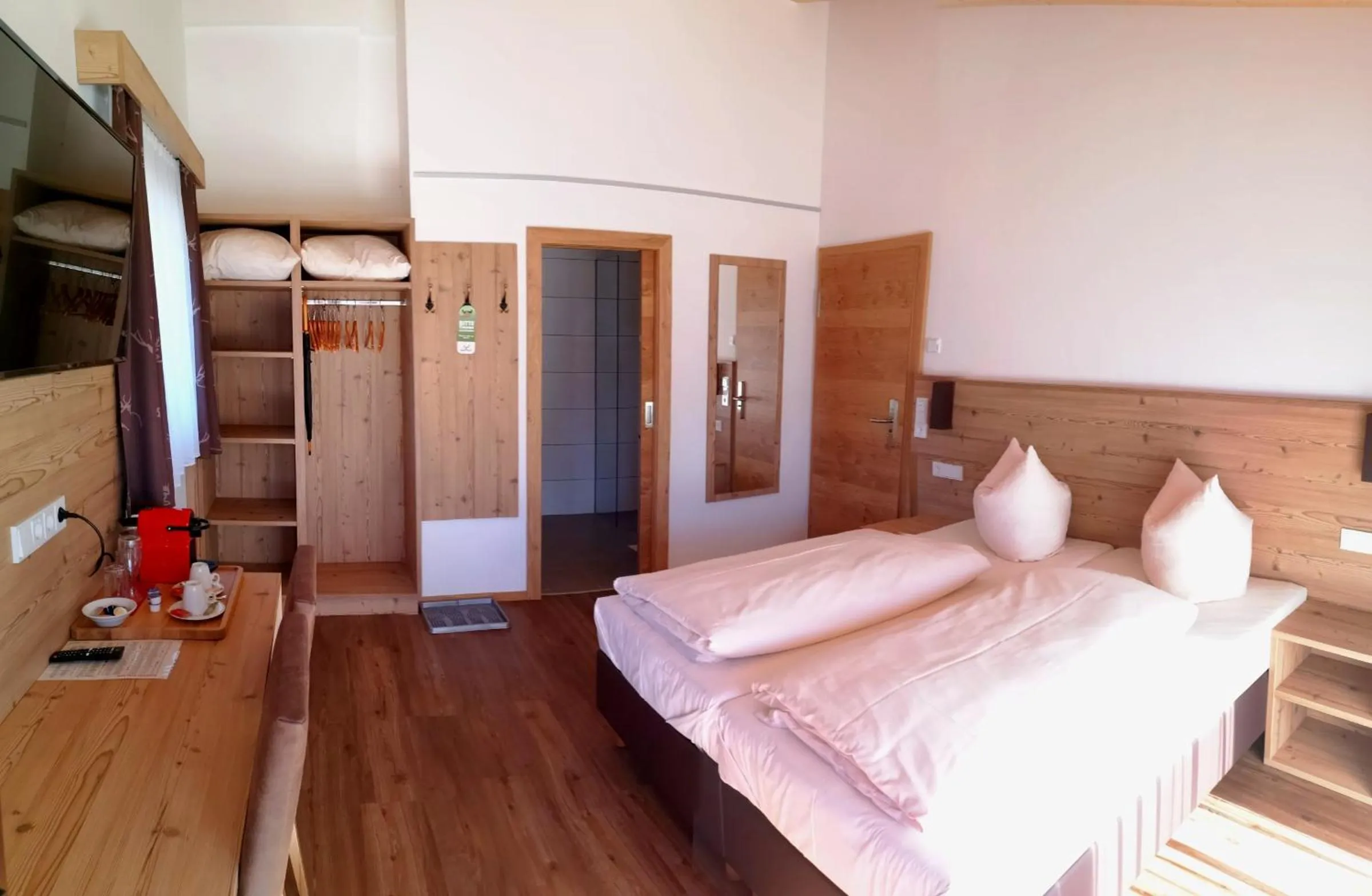 Bed in Hotel Jagdhof