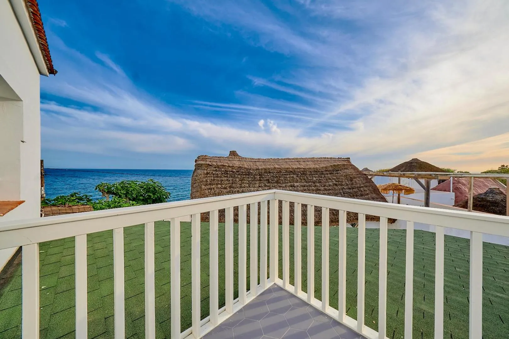 Balcony/Terrace in Labreña Hotel