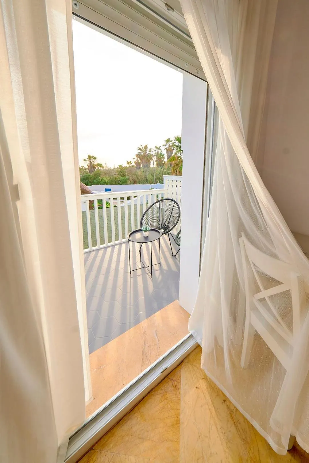Balcony/Terrace in Labreña Hotel