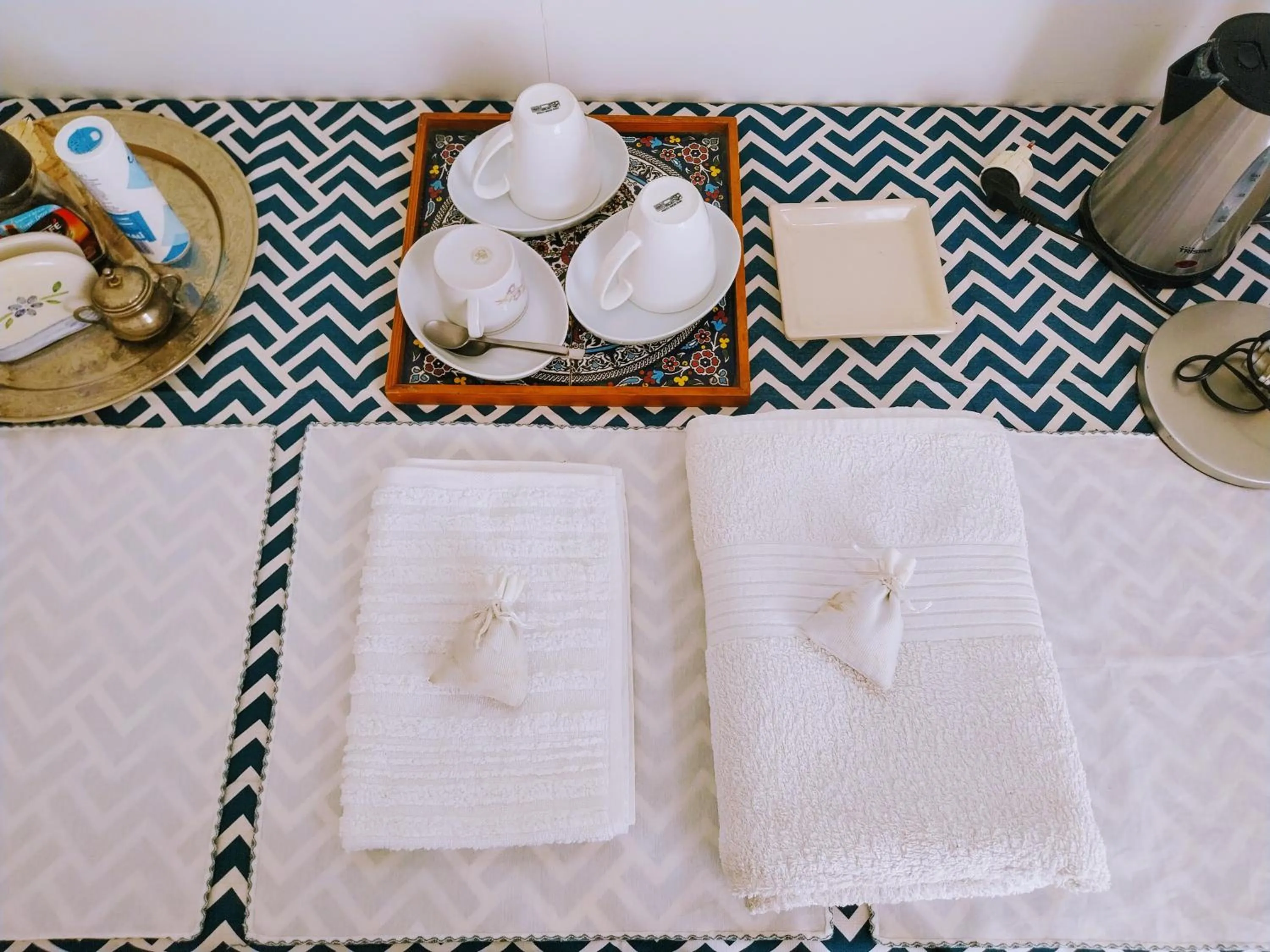 Coffee/tea facilities in L'Atelier Vedi Napoli ai tuoi piedi