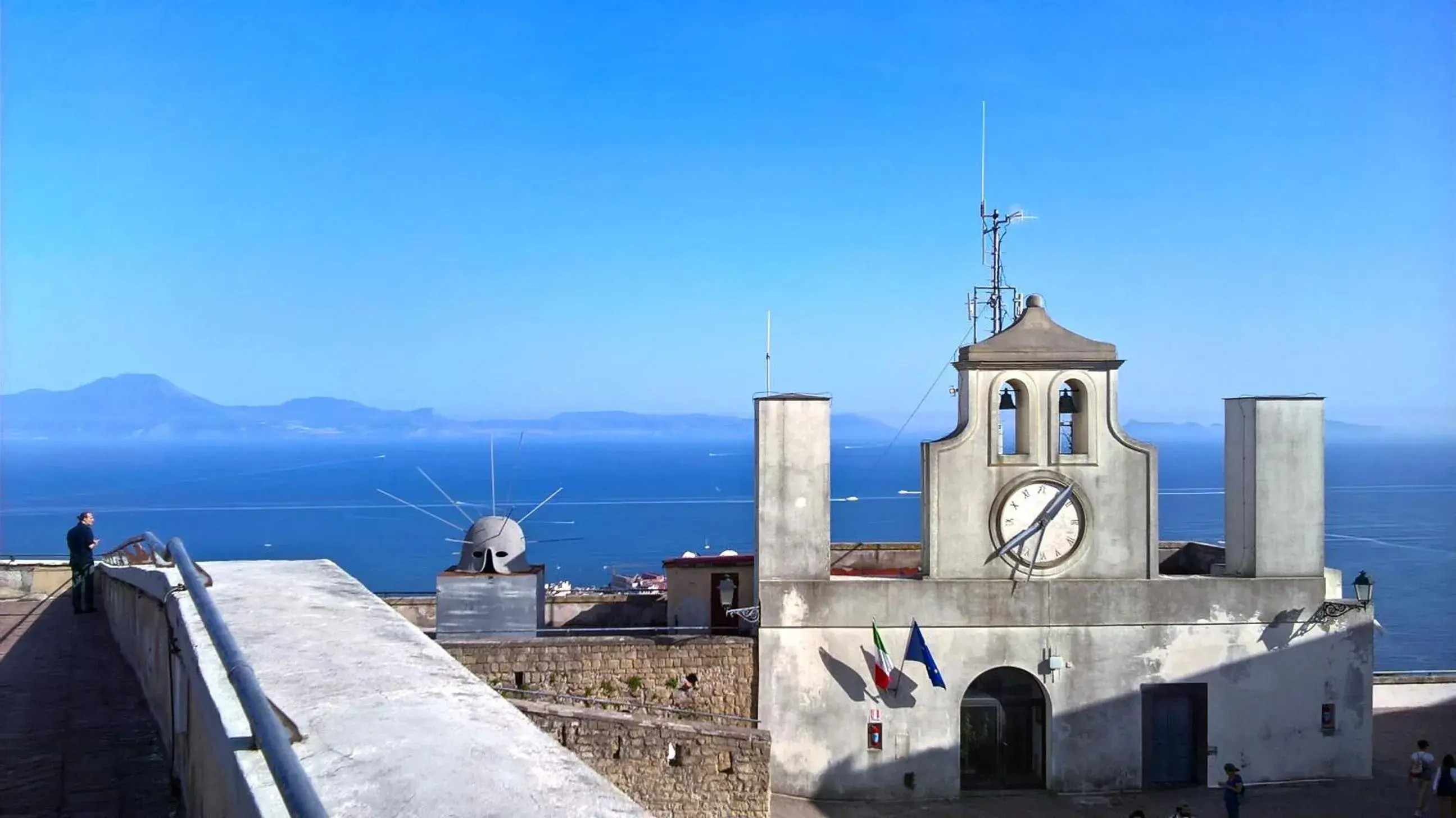 L'Atelier Vedi Napoli ai tuoi piedi L'Atelier Vedi Napoli ai tuoi piedi