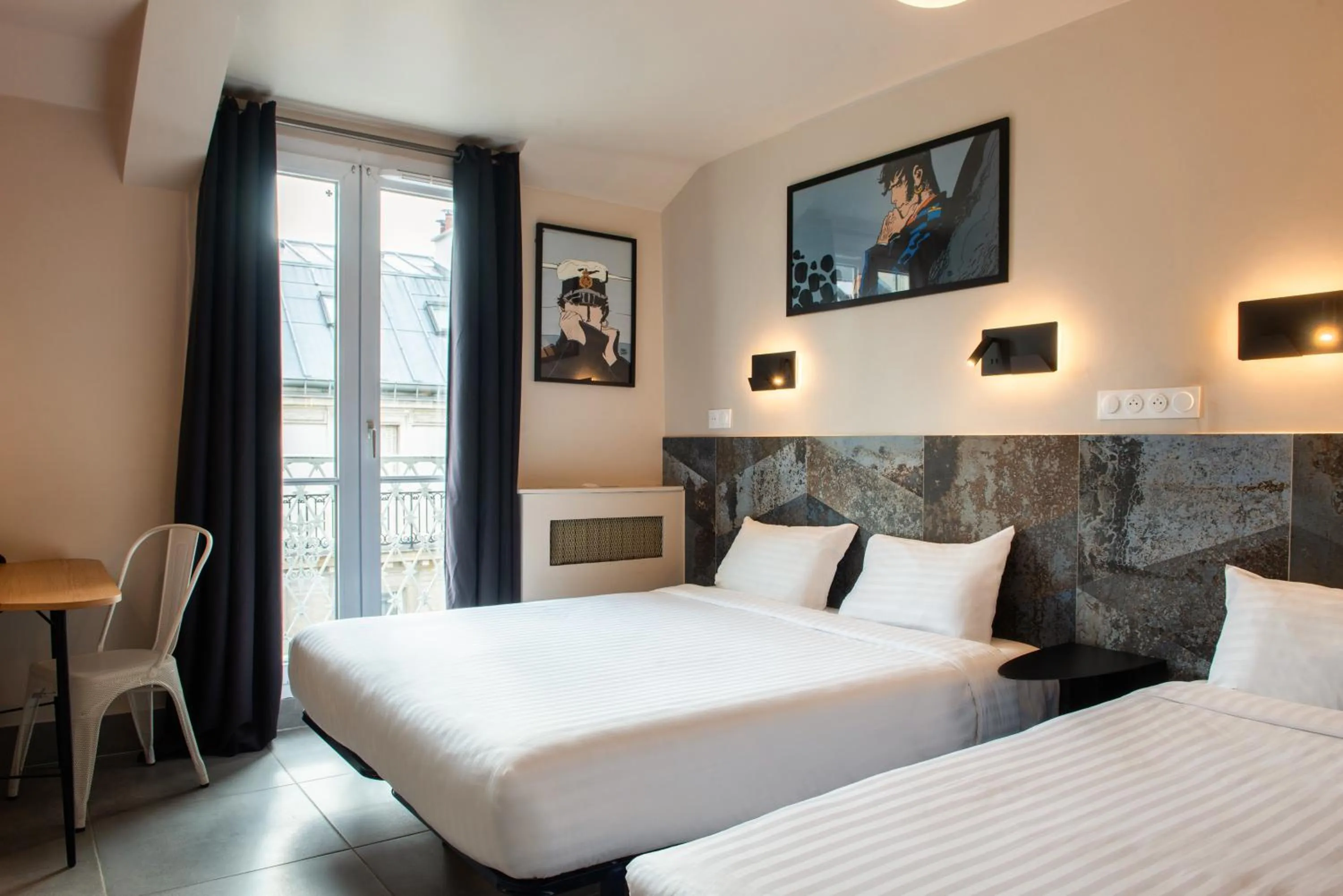 Bed in Hôtel de Roubaix