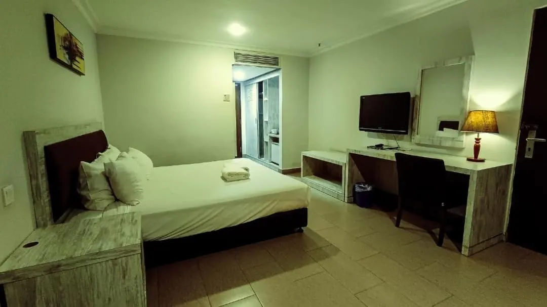 Bed in De Rhu Beach Resort