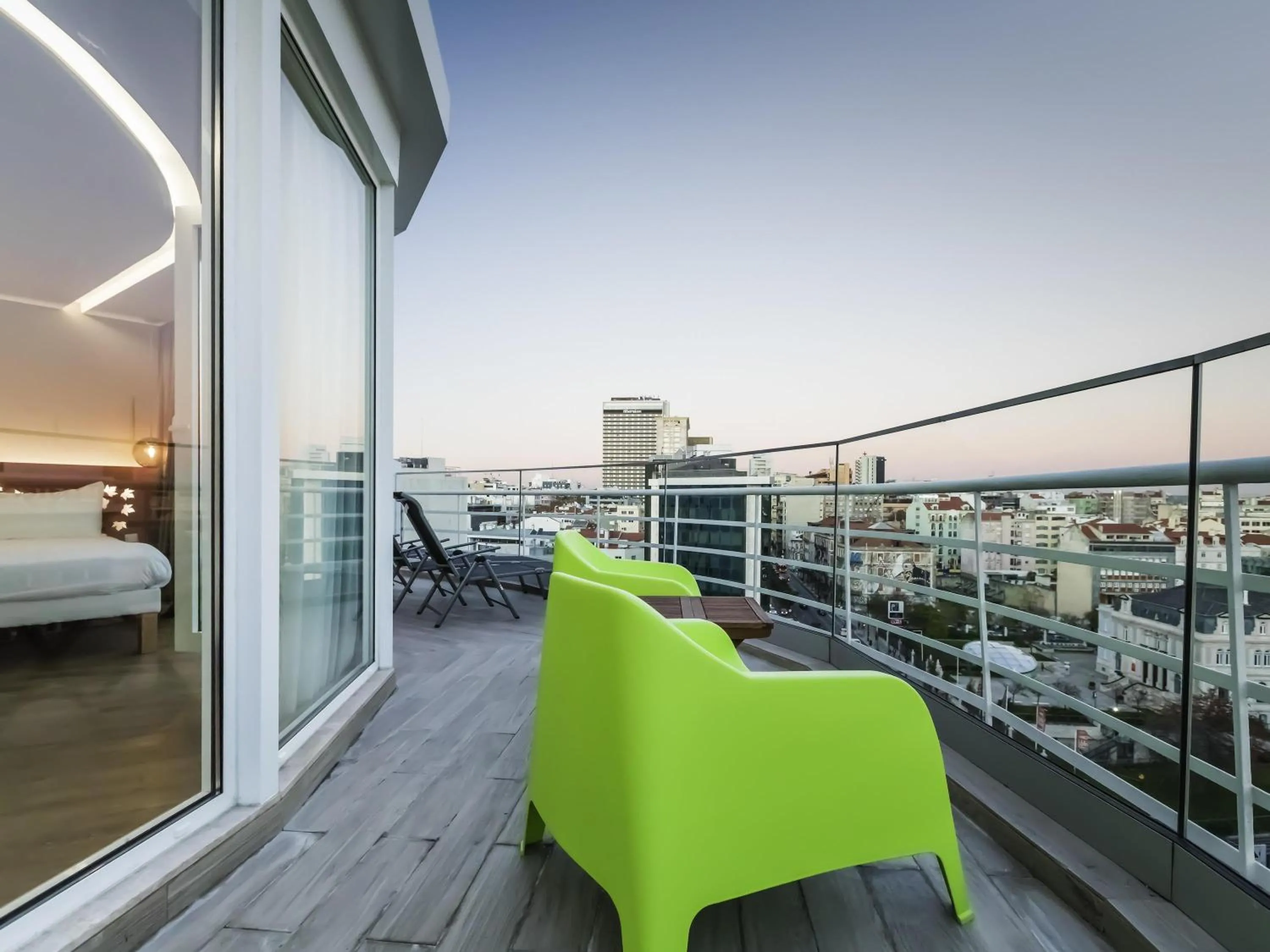 Bedroom in Ibis Styles Lisboa Centro Marquês de Pombal