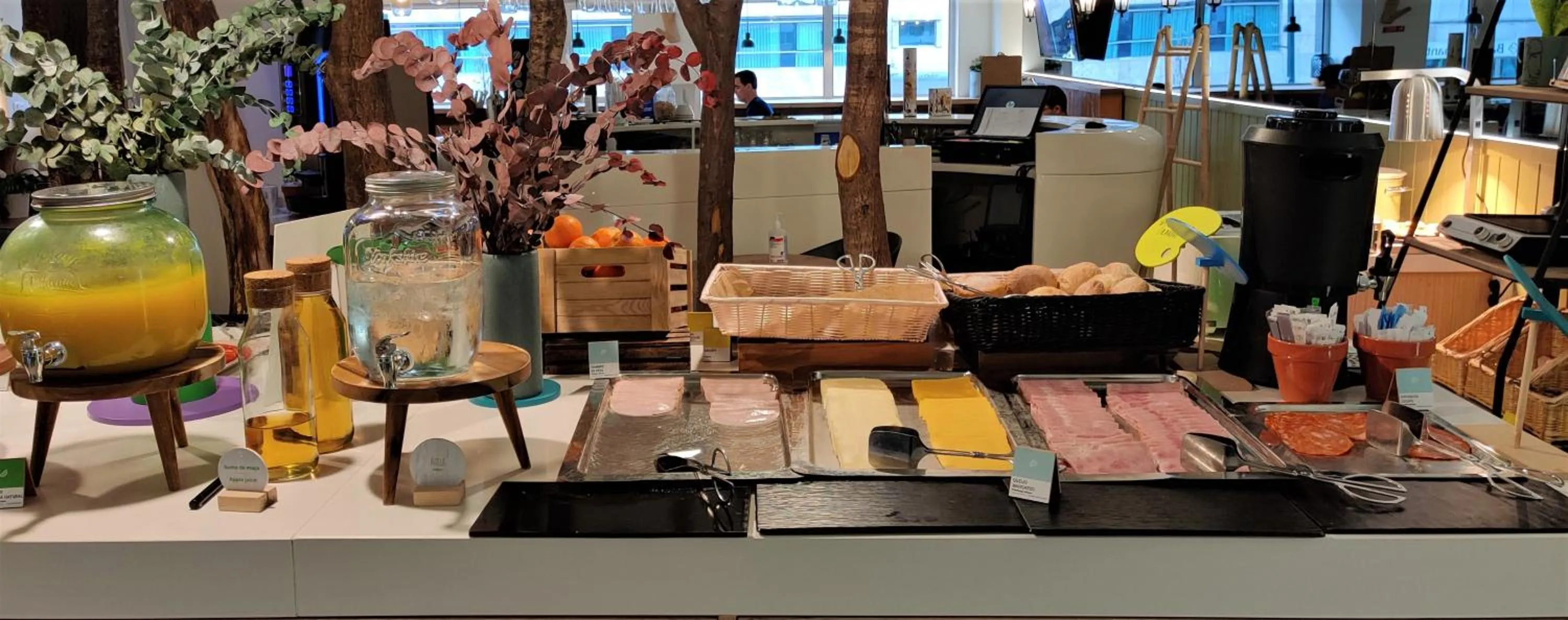 Breakfast in Ibis Styles Lisboa Centro Marquês de Pombal