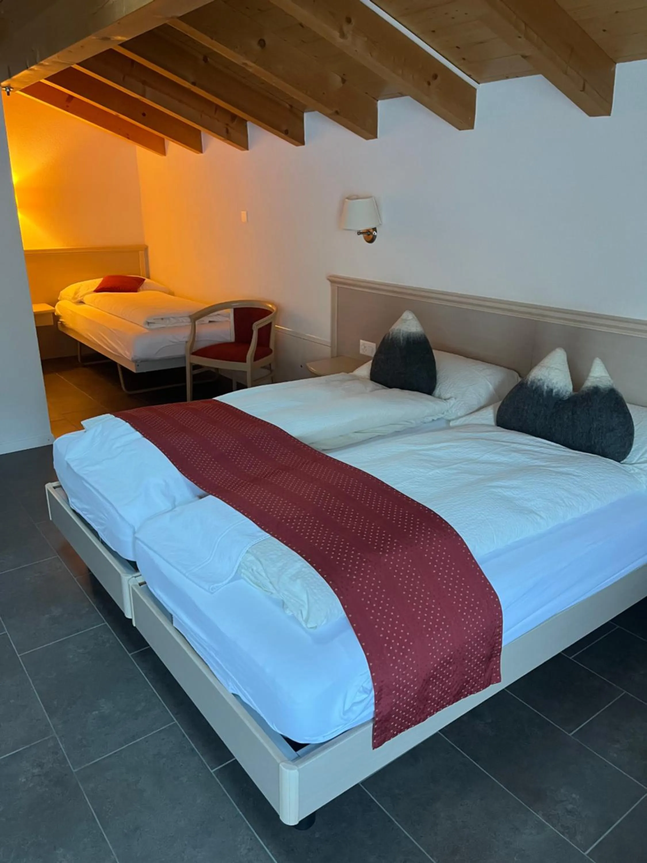 Bed in Chalet Gafri -Boutique B&B - comfort and hospitality - near Interlaken