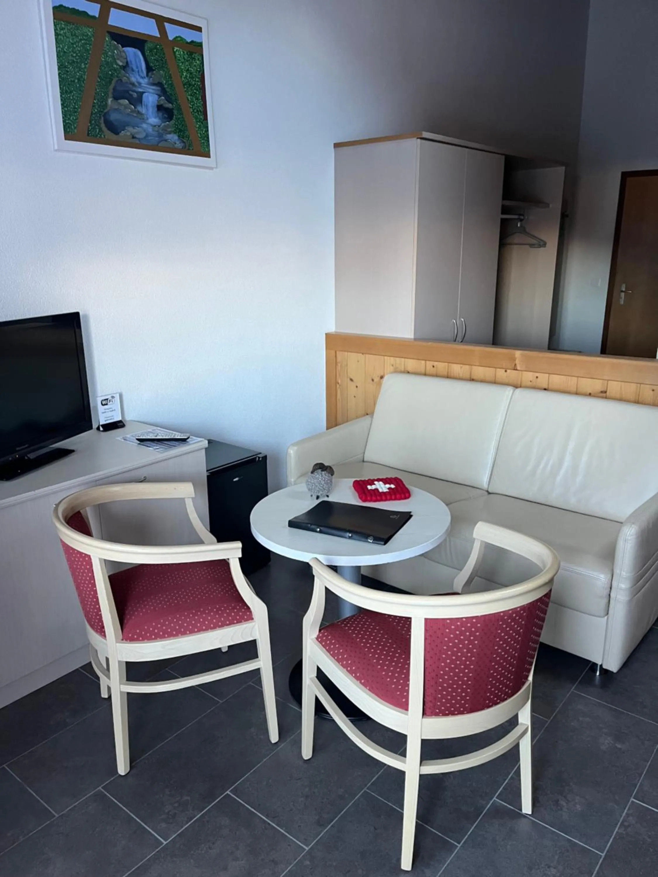 Seating area in Chalet Gafri -Boutique B&B - comfort and hospitality - near Interlaken