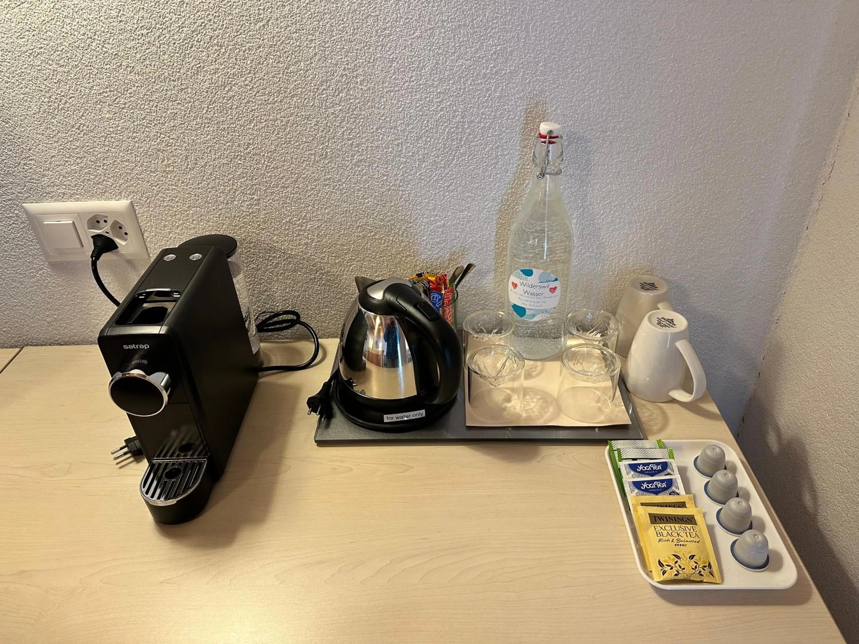 Coffee/tea facilities in Chalet Gafri -Boutique B&B - comfort and hospitality - near Interlaken