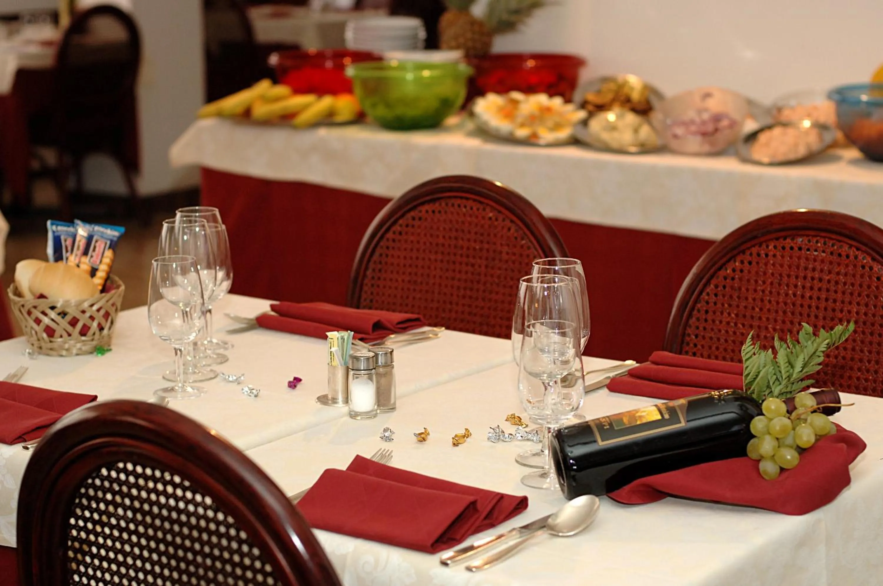 Restaurant/places to eat in Hotel Beny