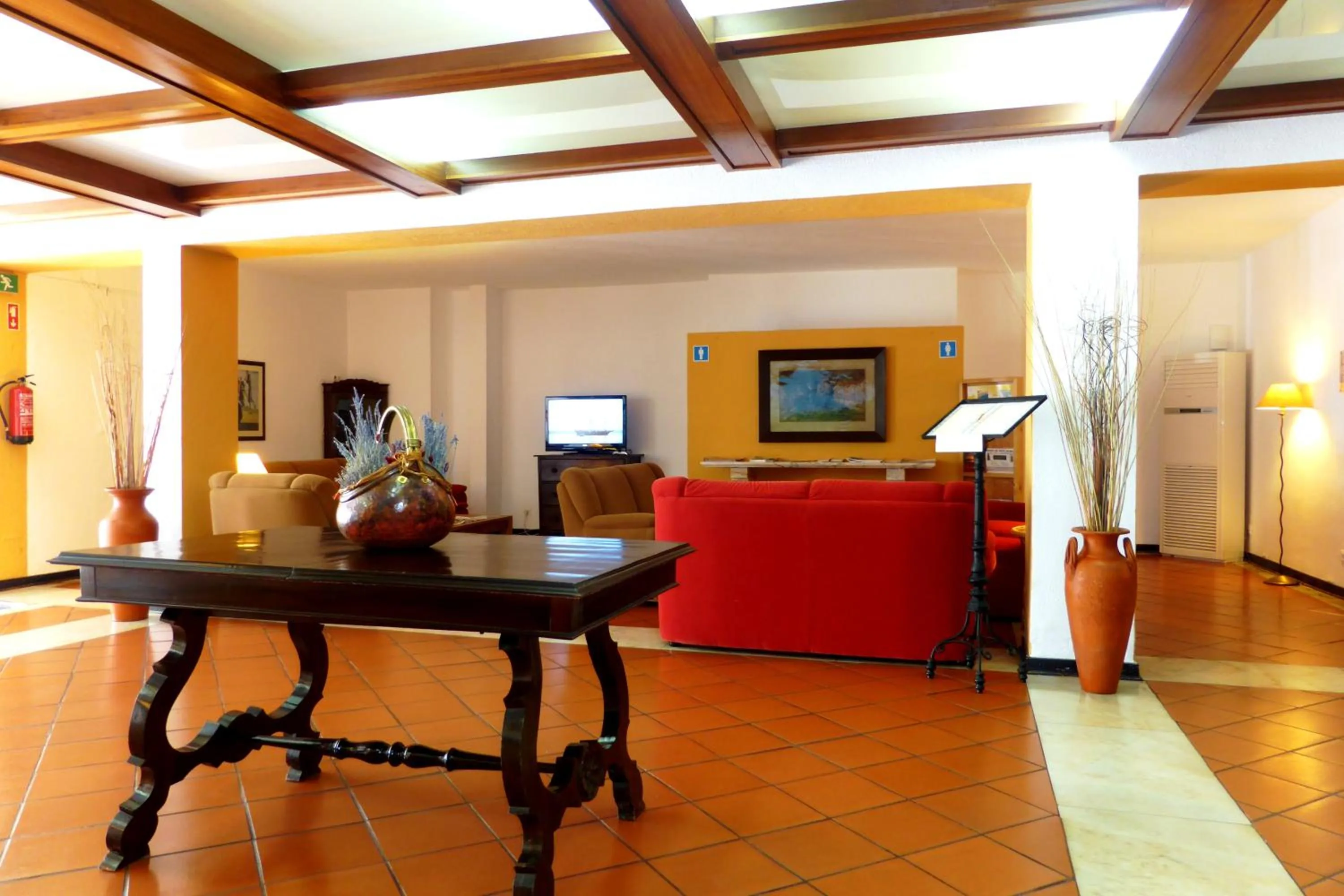 TV and multimedia in Hotel Sol e Serra