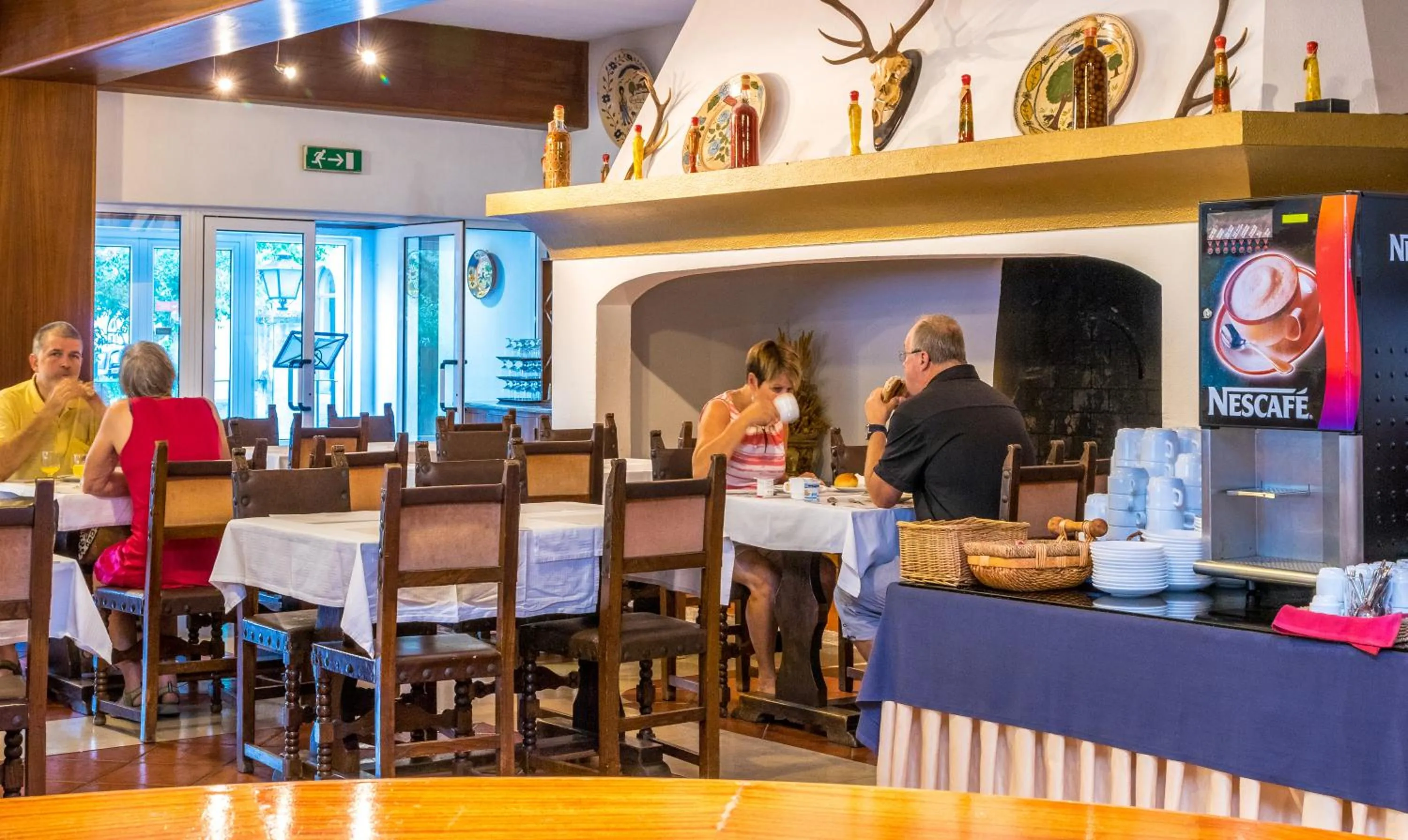 Restaurant/places to eat in Hotel Sol e Serra