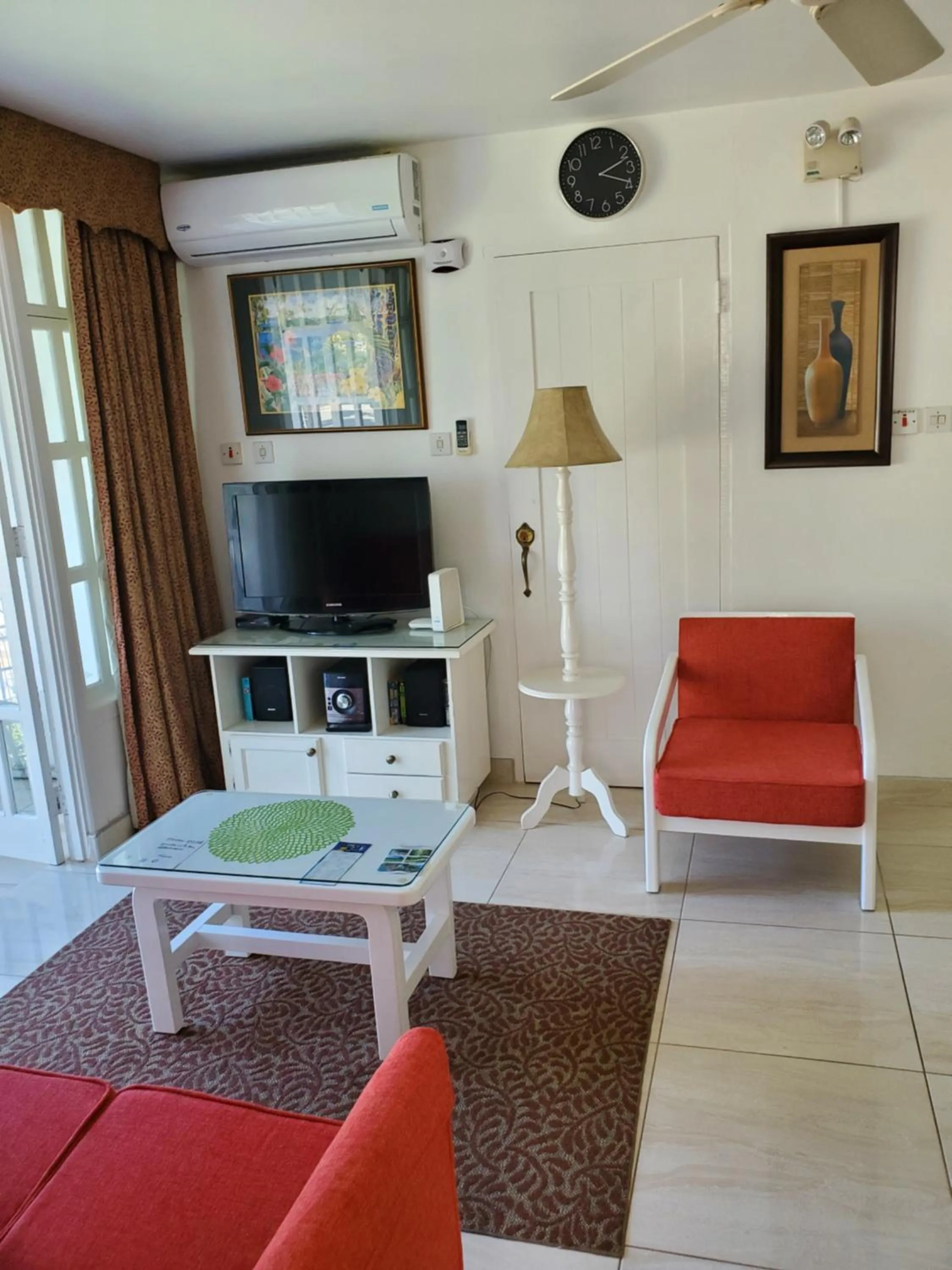 Seating area in Sandcastles Resort, Ocho Rios