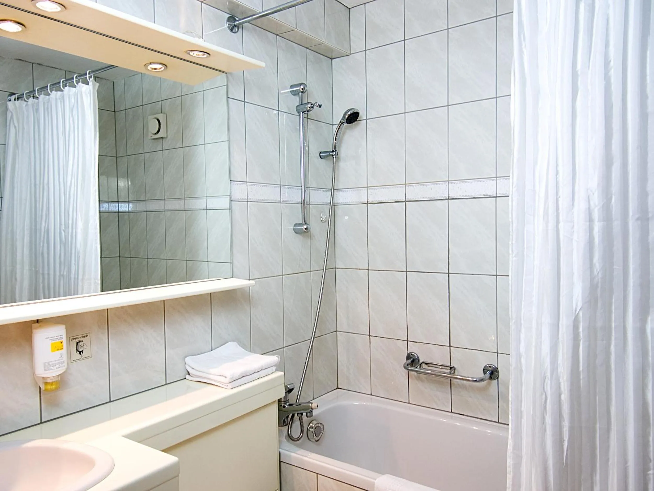 Toilet in Hotel Albrechtshof Gohrisch