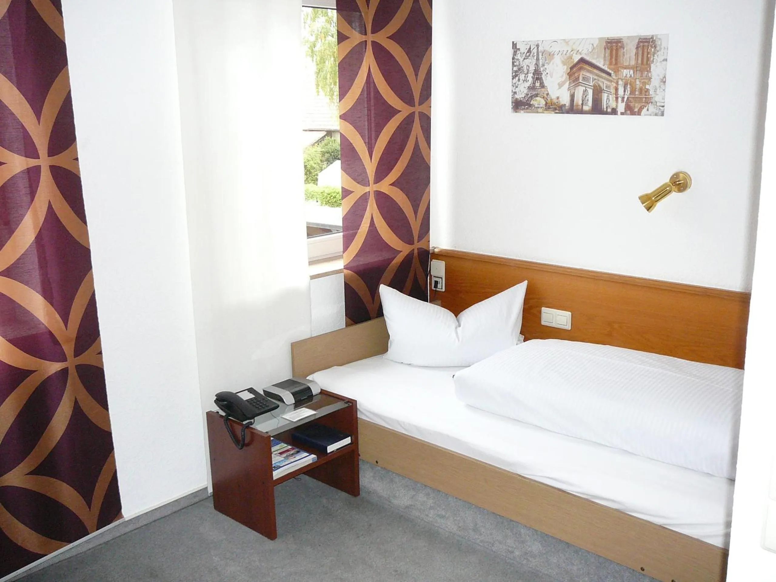 Bed in Hotel Garni Schmid