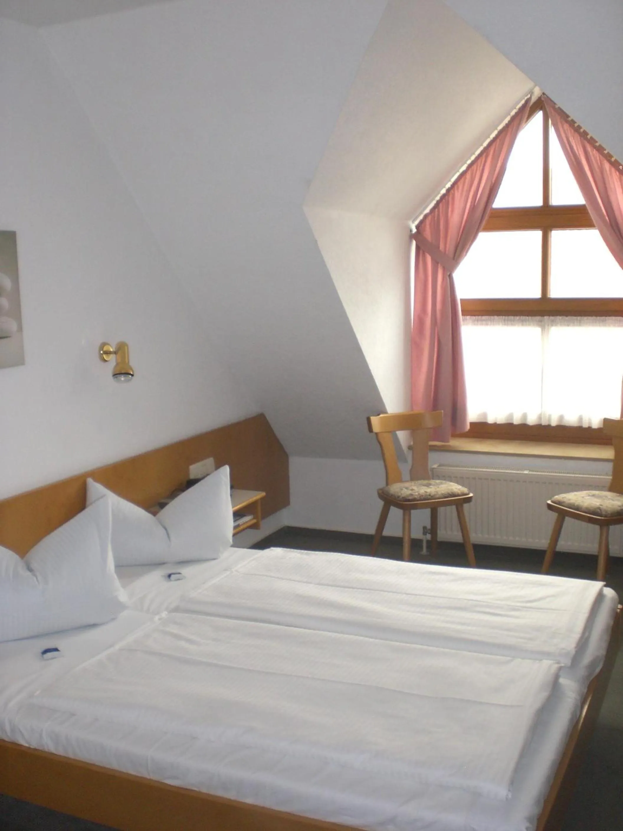 Bed in Hotel Garni Schmid
