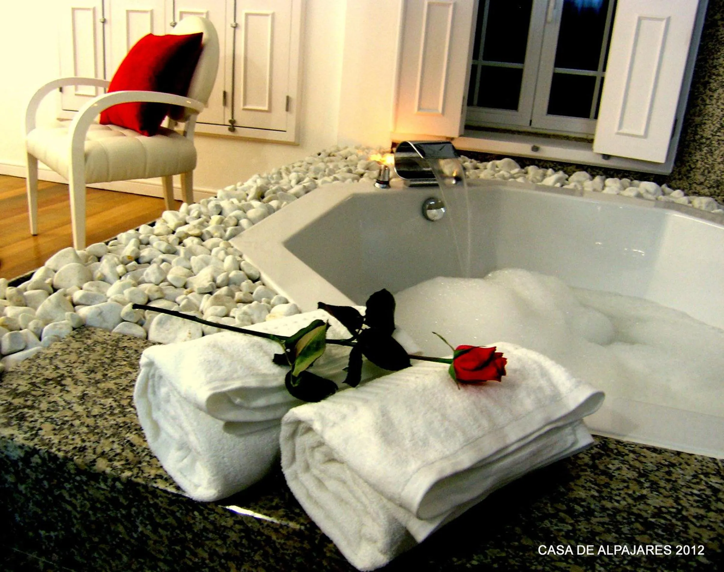 Bridal Suite in Casa de Alpajares - Guest House & Spa