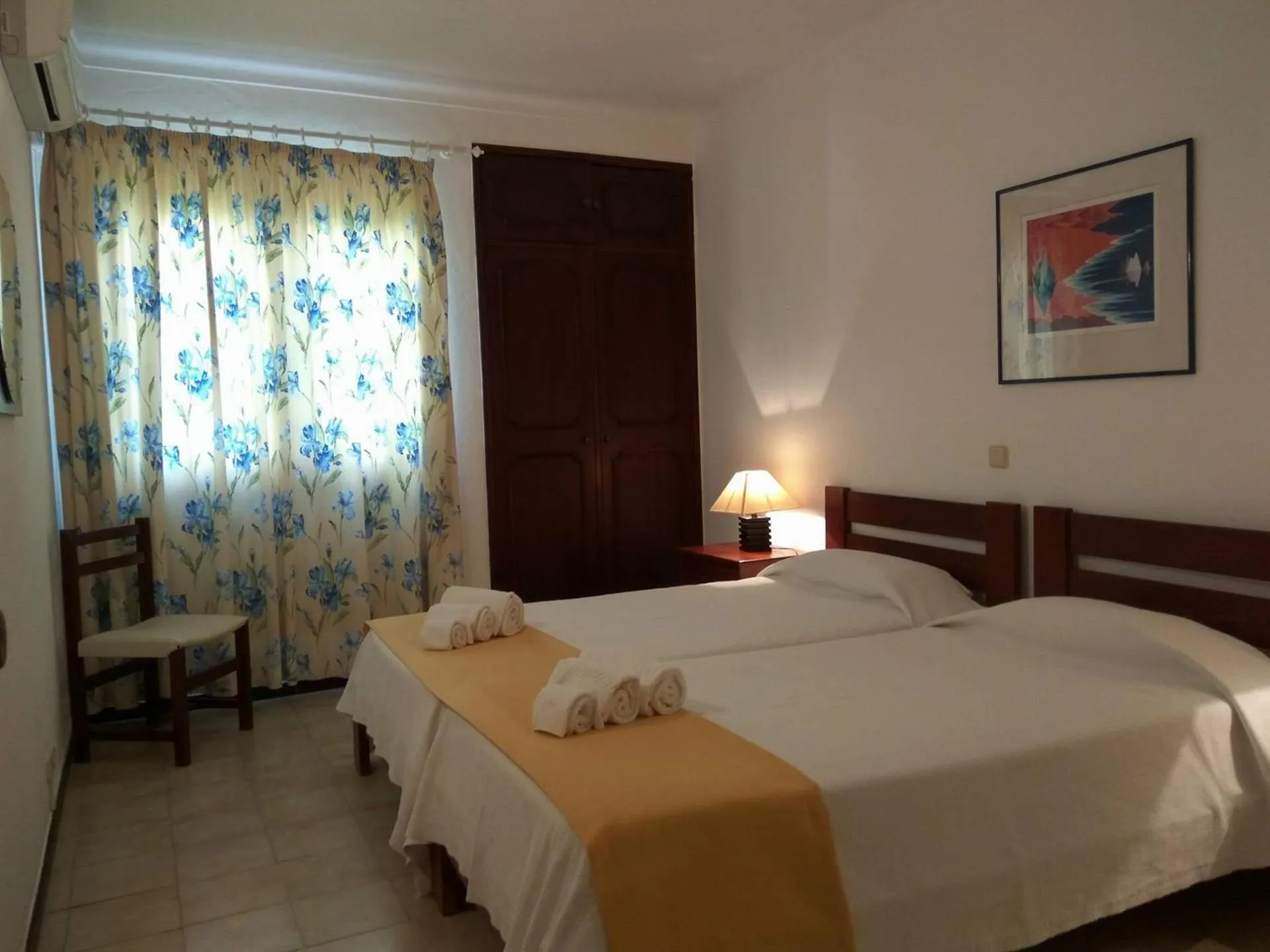 Bedroom in Apartamentos da Balaia