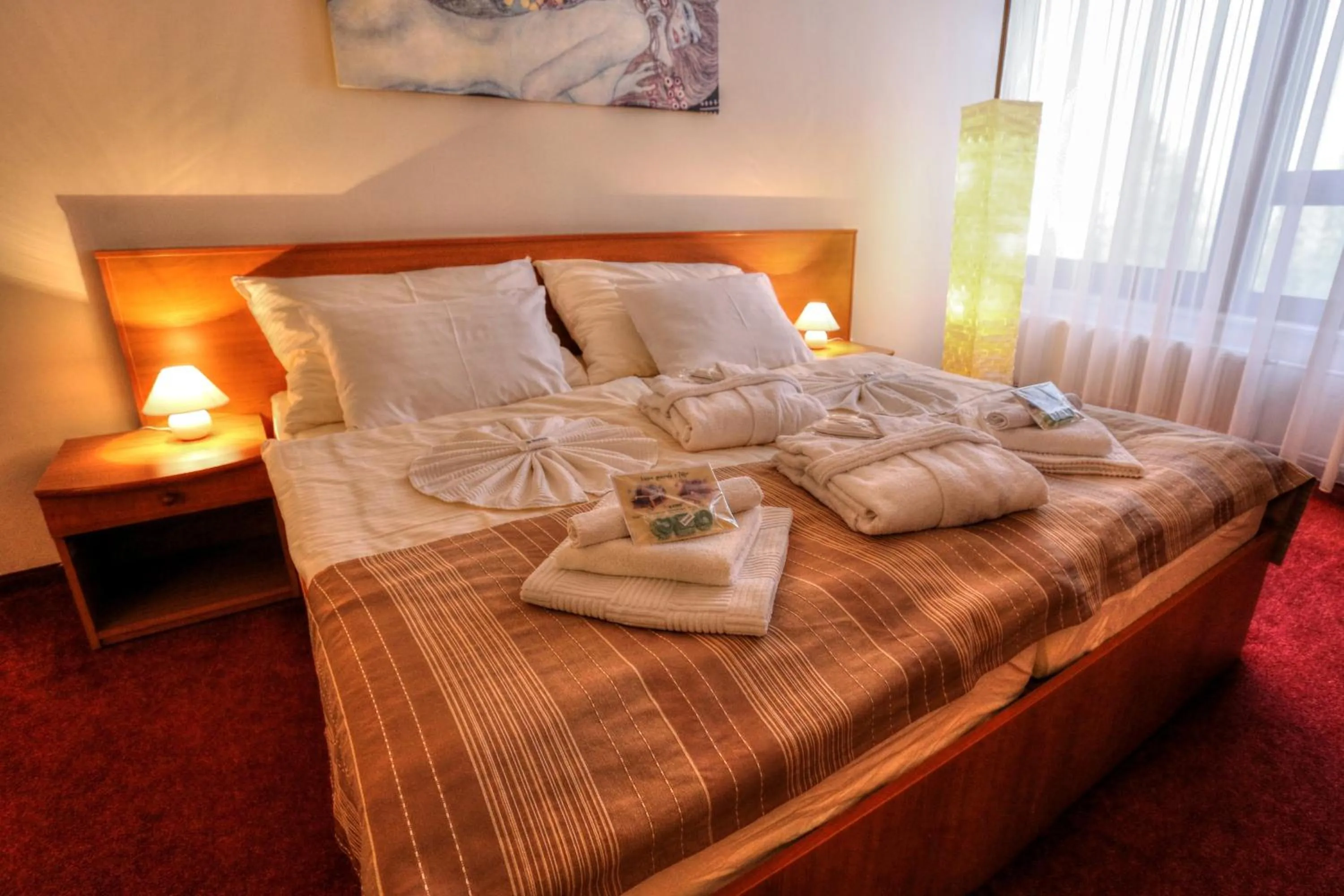 Bed in Hotel SOREA TRIGAN