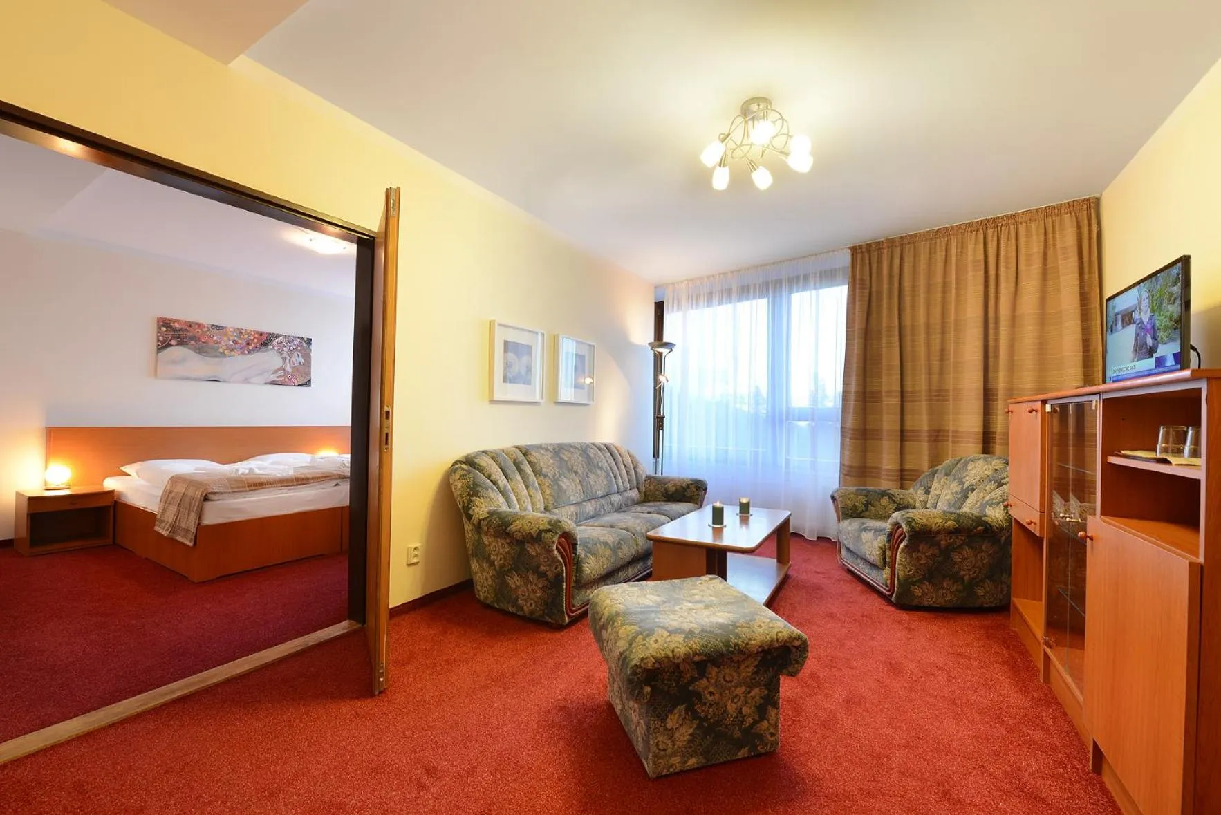 Bed in Hotel SOREA TRIGAN