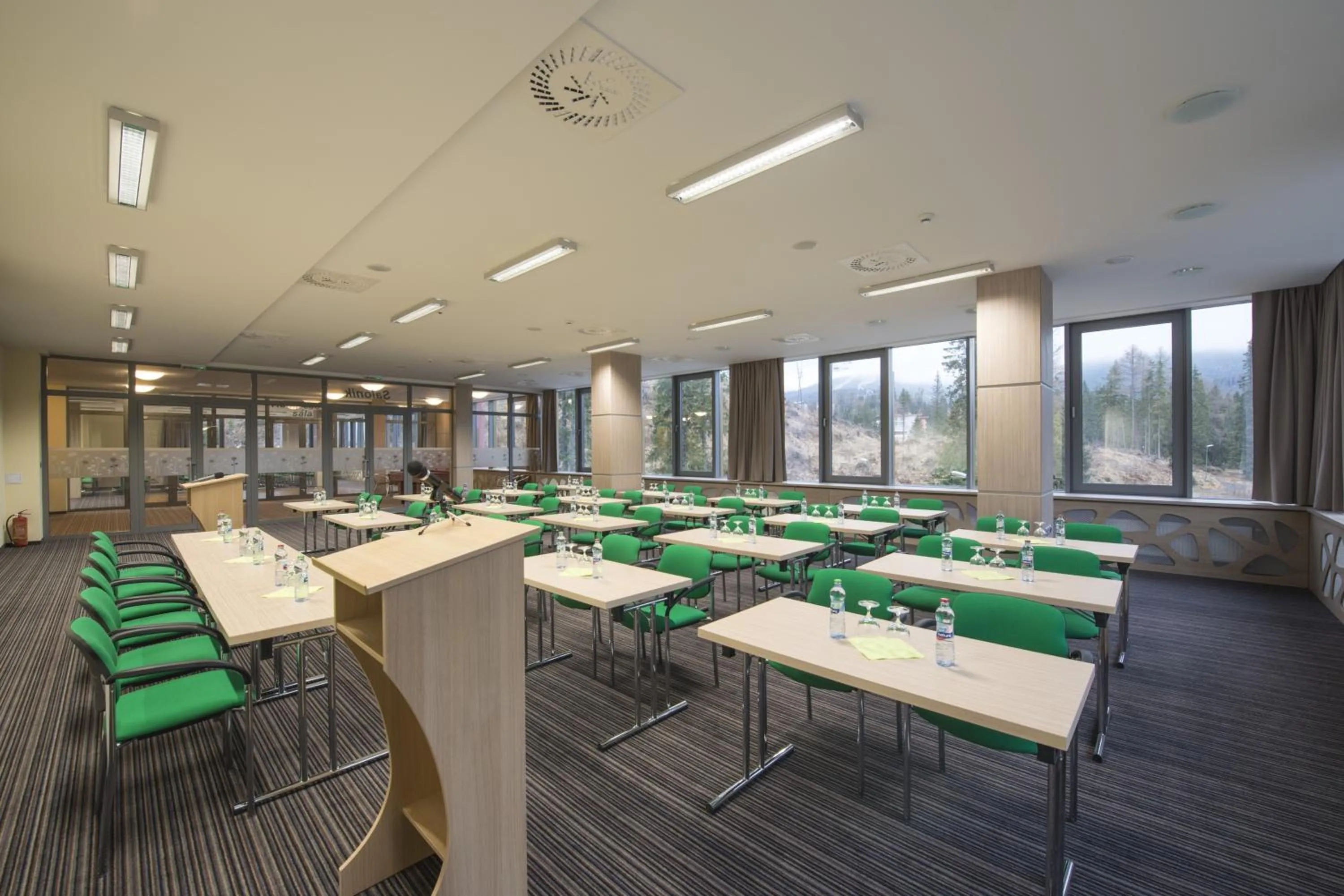 Business facilities in Hotel SOREA TRIGAN