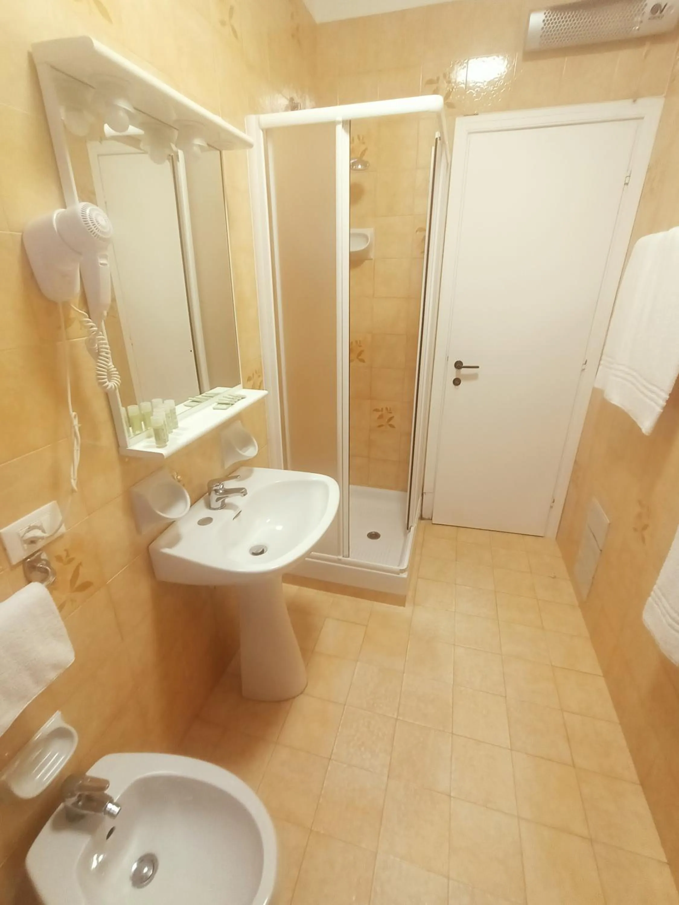 Bathroom in Residence La Meridiana