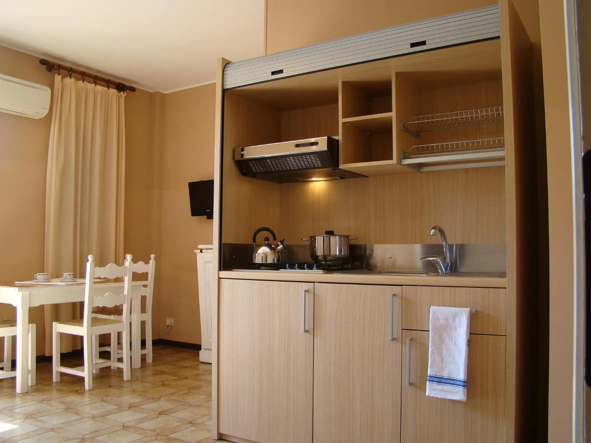 Kitchen or kitchenette in Residence La Meridiana