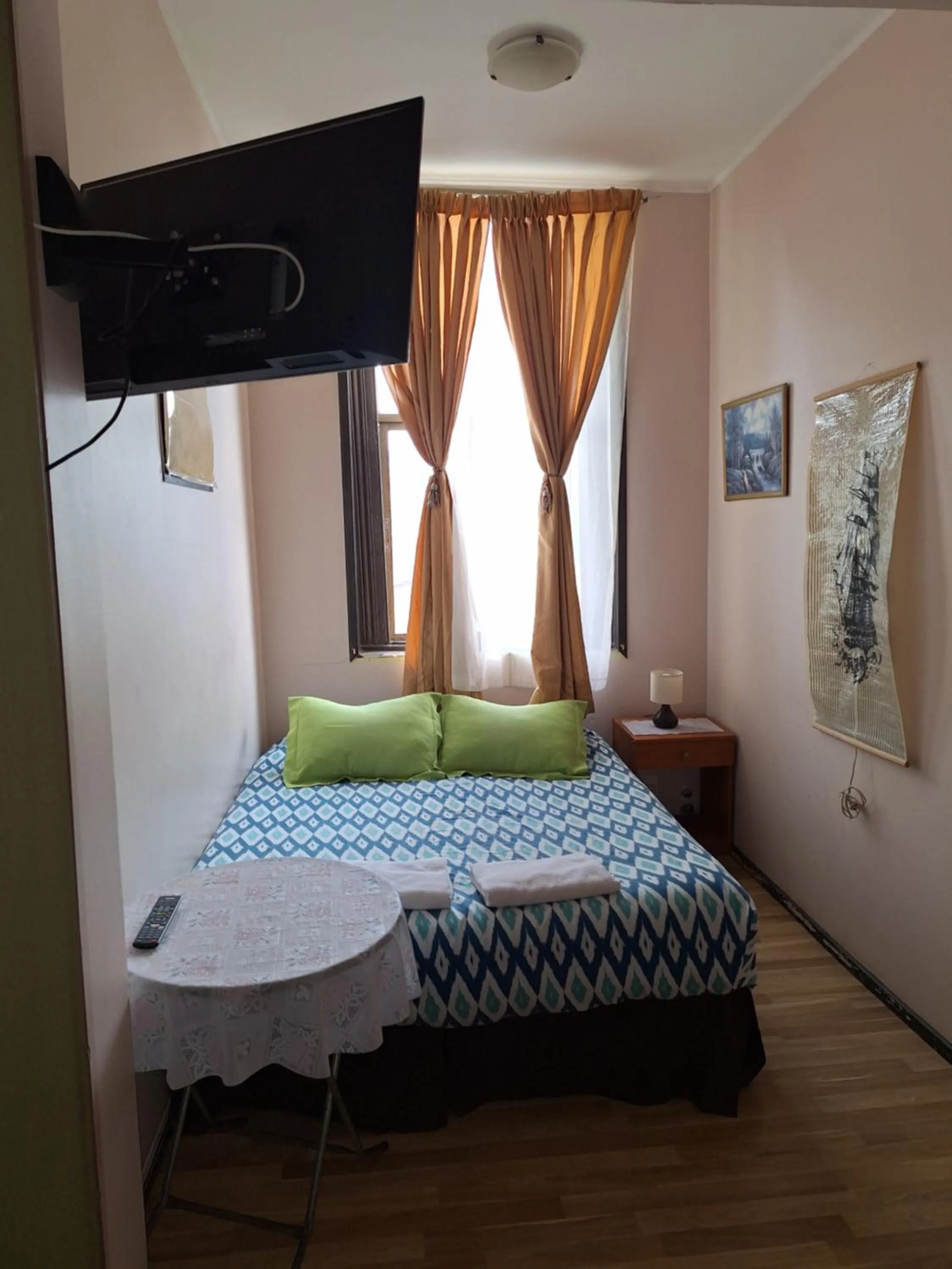 Bed in Hostal Residencia Blest Gana