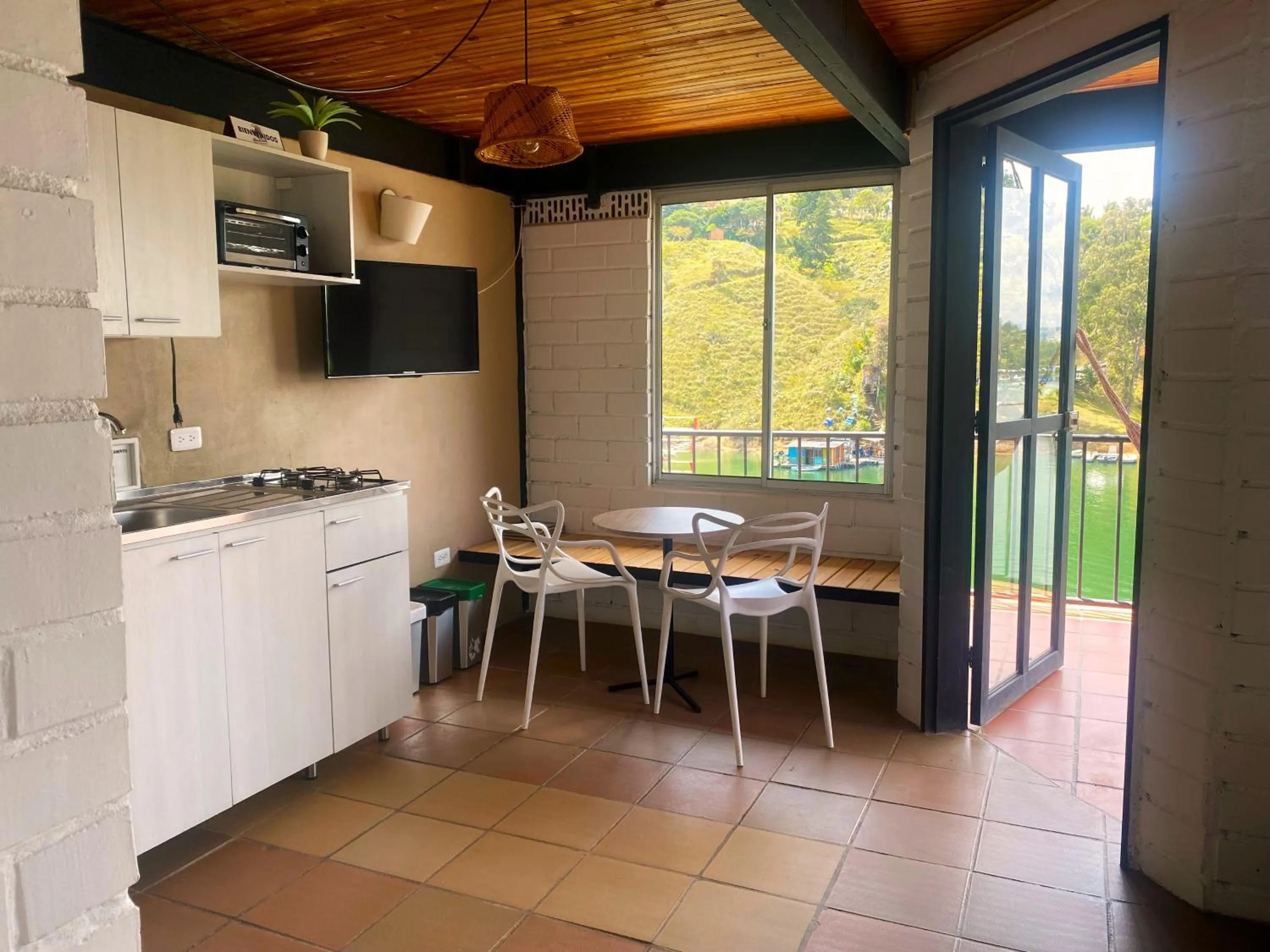 kitchen in Ecolodge Bahia del Peñón