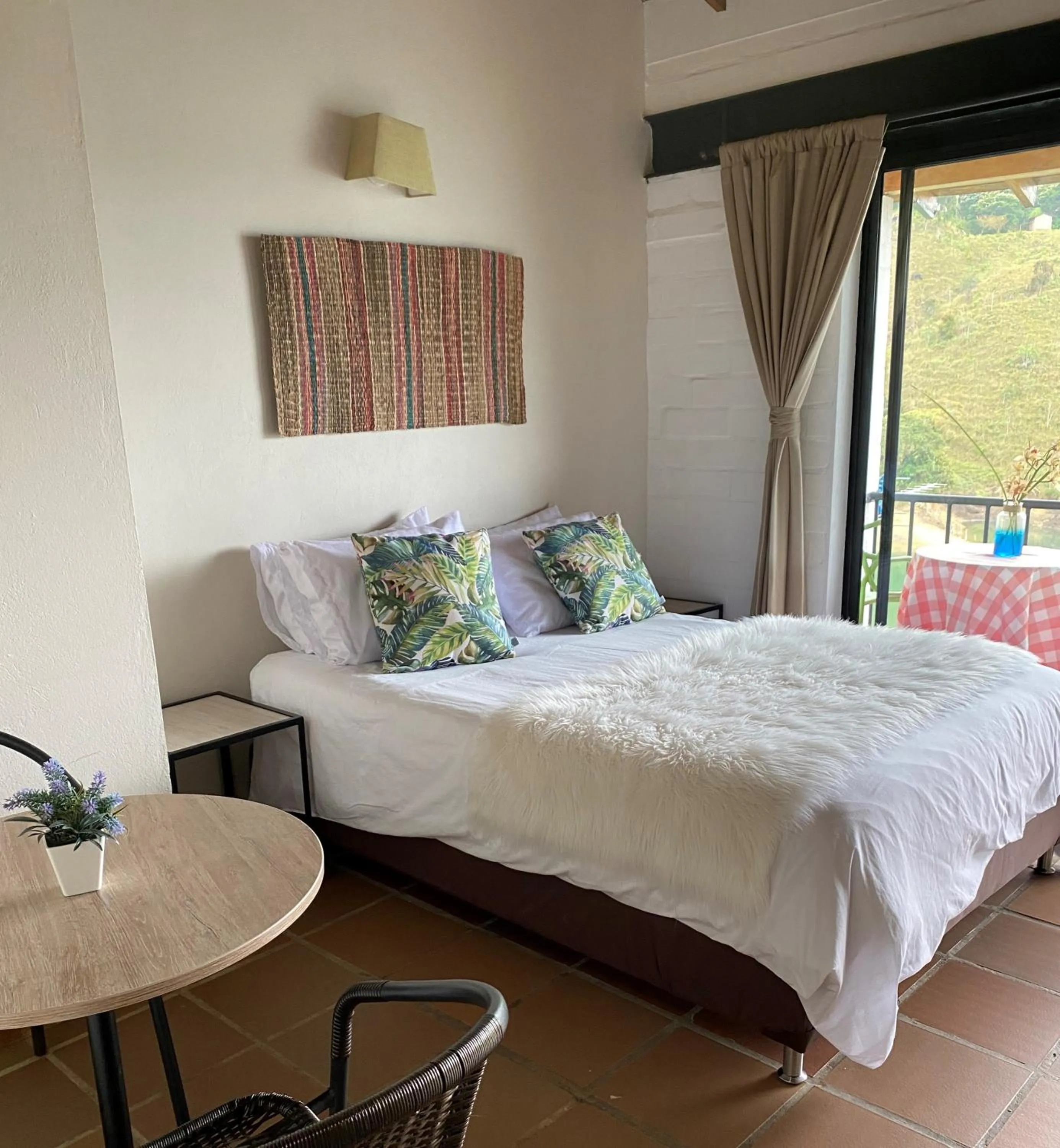 Decorative detail, Bed in Ecolodge Bahia del Peñón