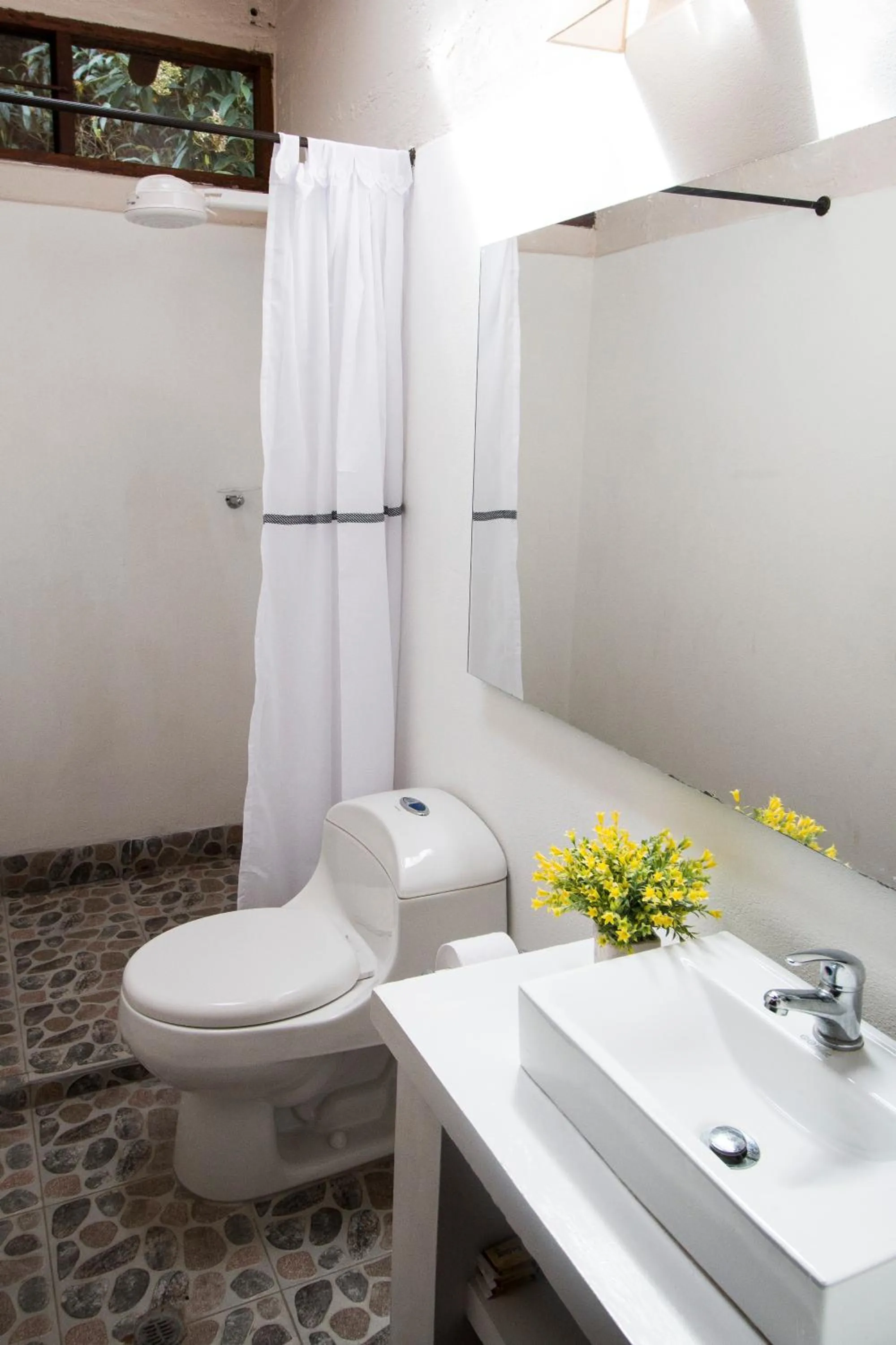 Bathroom in Ecolodge Bahia del Peñón