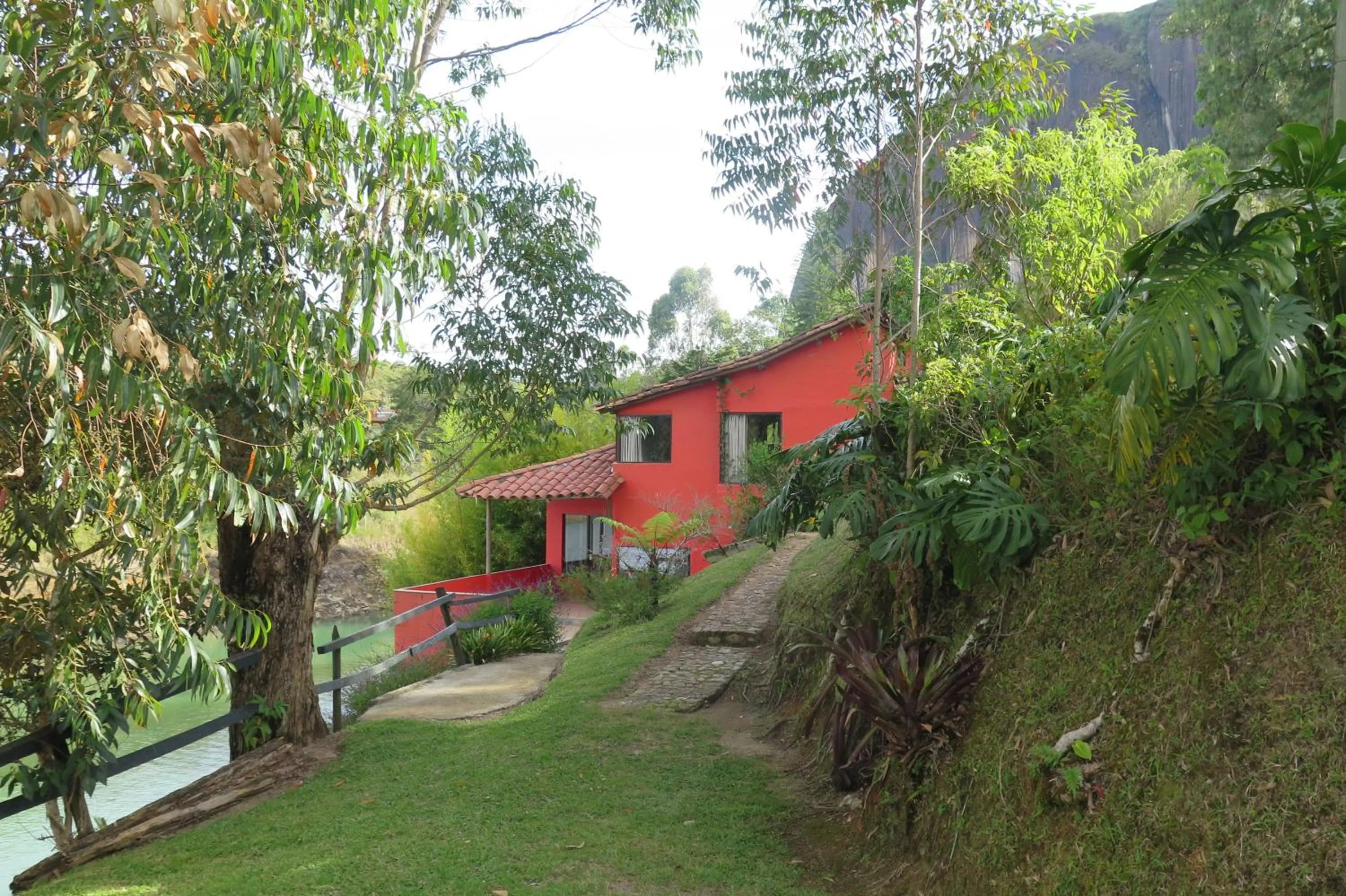 Property building in Ecolodge Bahia del Peñón