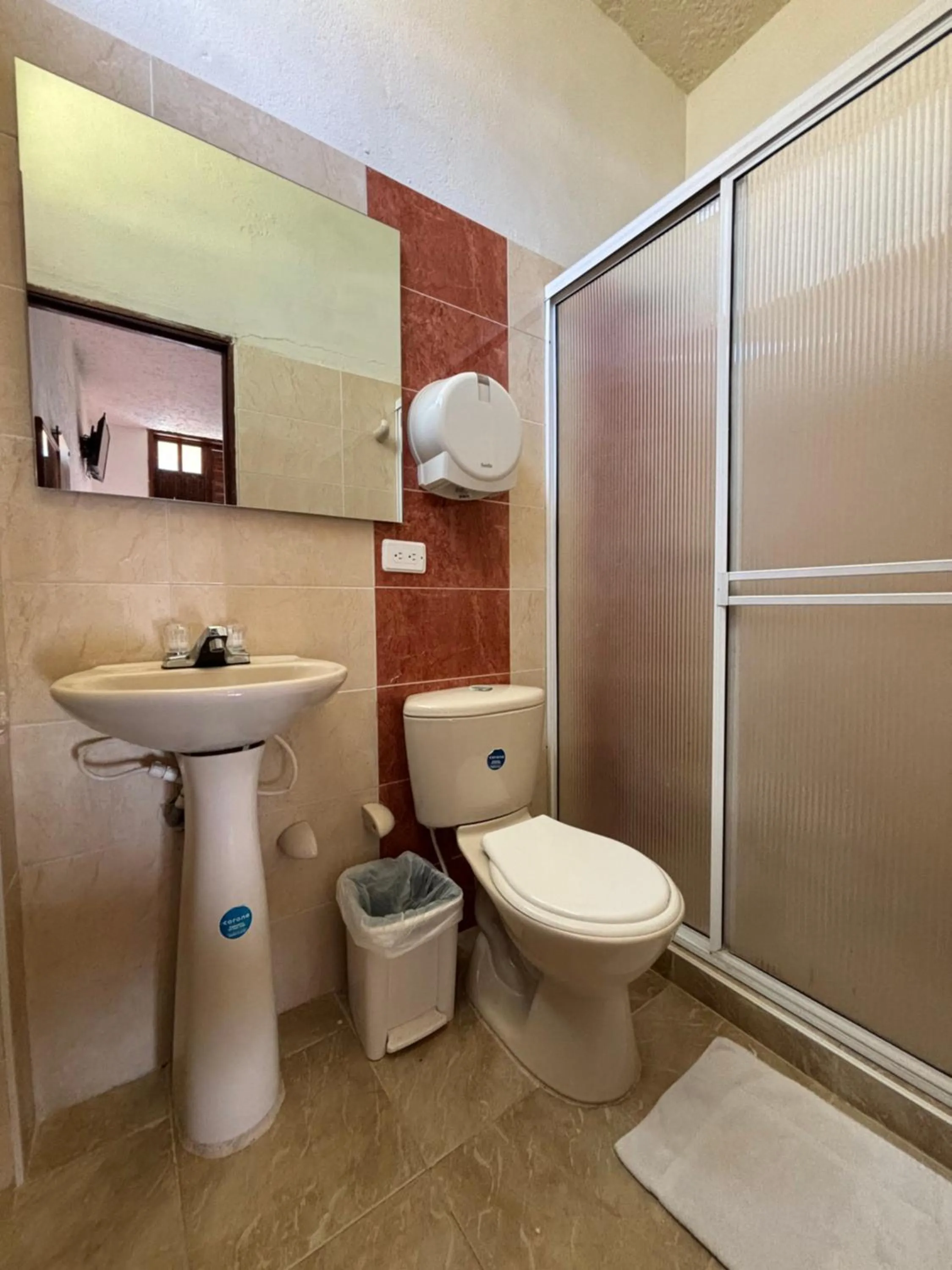 Shower in Hotel Posada Campestre San Gil