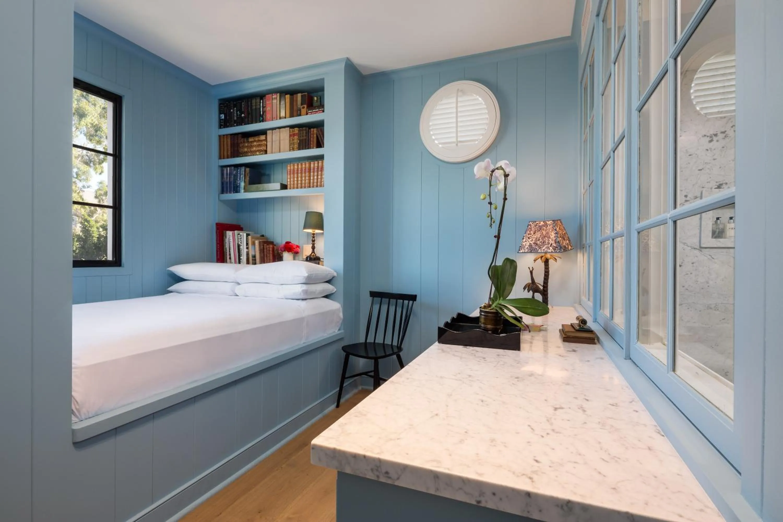 Bed in Hotel 850 SVB, West Hollywood, a Member of Design Hotels