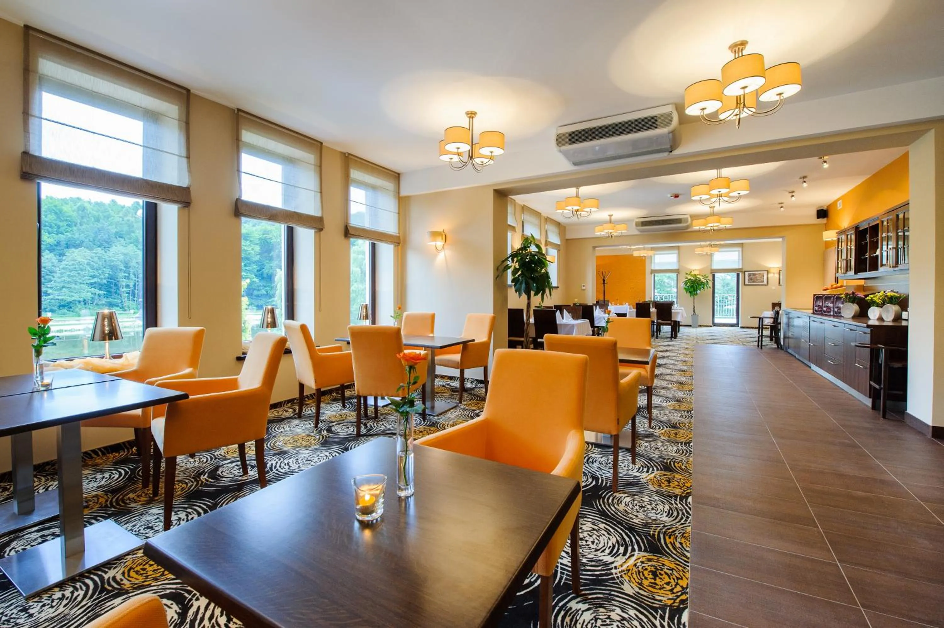 Restaurant/places to eat in Hotel Trzebnica