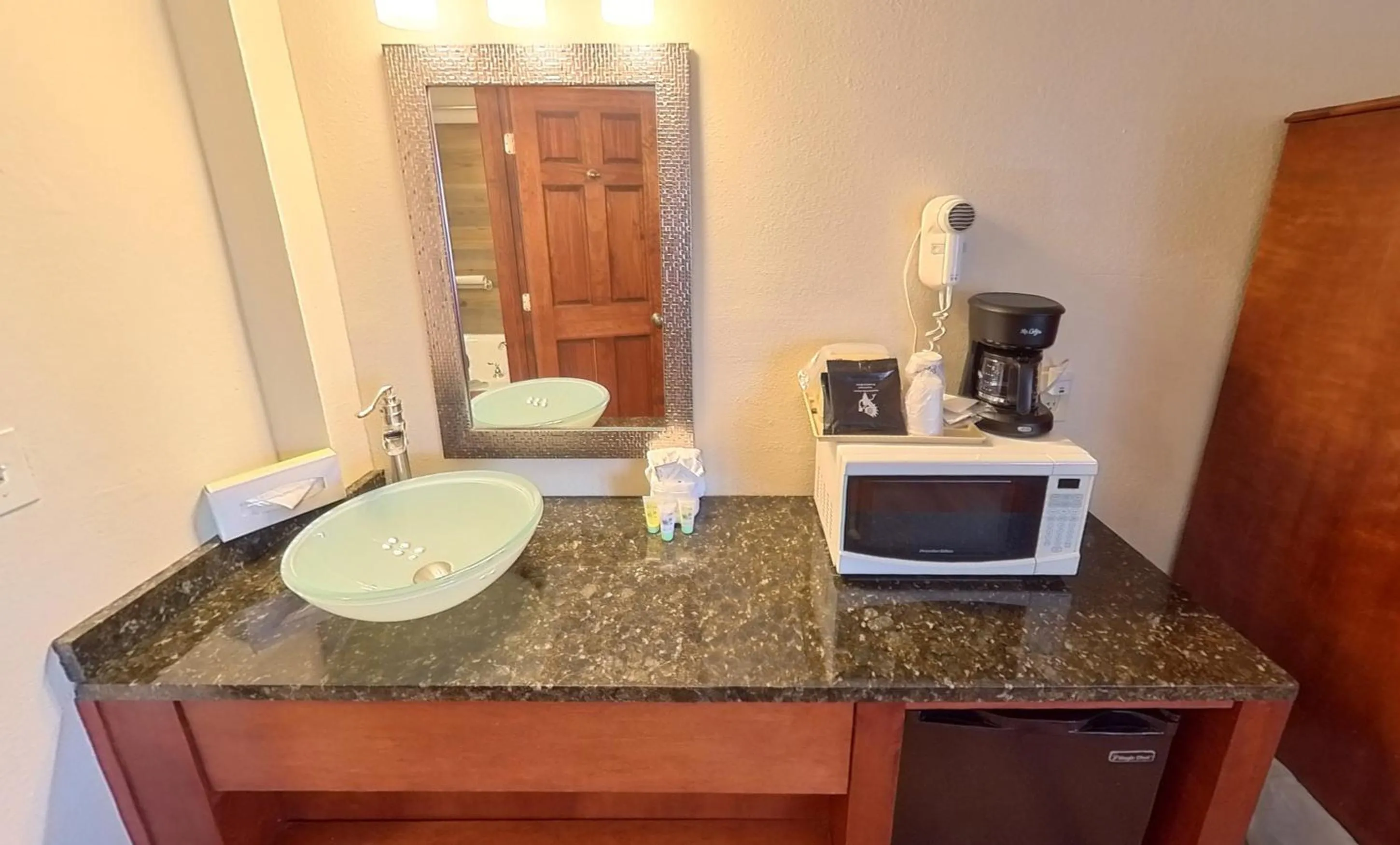 minibar in Arbors at Island Landing Hotel & Suites