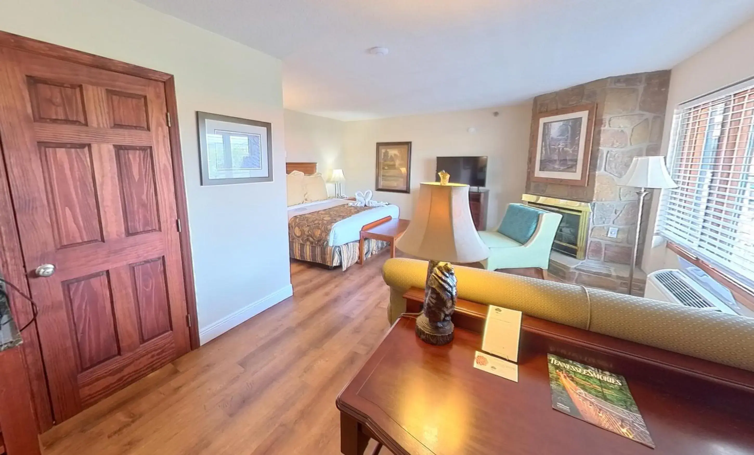 Junior Suite with King Bed, Sofa Bed, Fireplace, Two Vanities, Jet Tub and Share in Arbors at Island Landing Hotel & Suites Junior Suite with King Bed, Sofa Bed, Fireplace, Two Vanities, Jet Tub and Share in Arbors at Island Landing Hotel & Suites