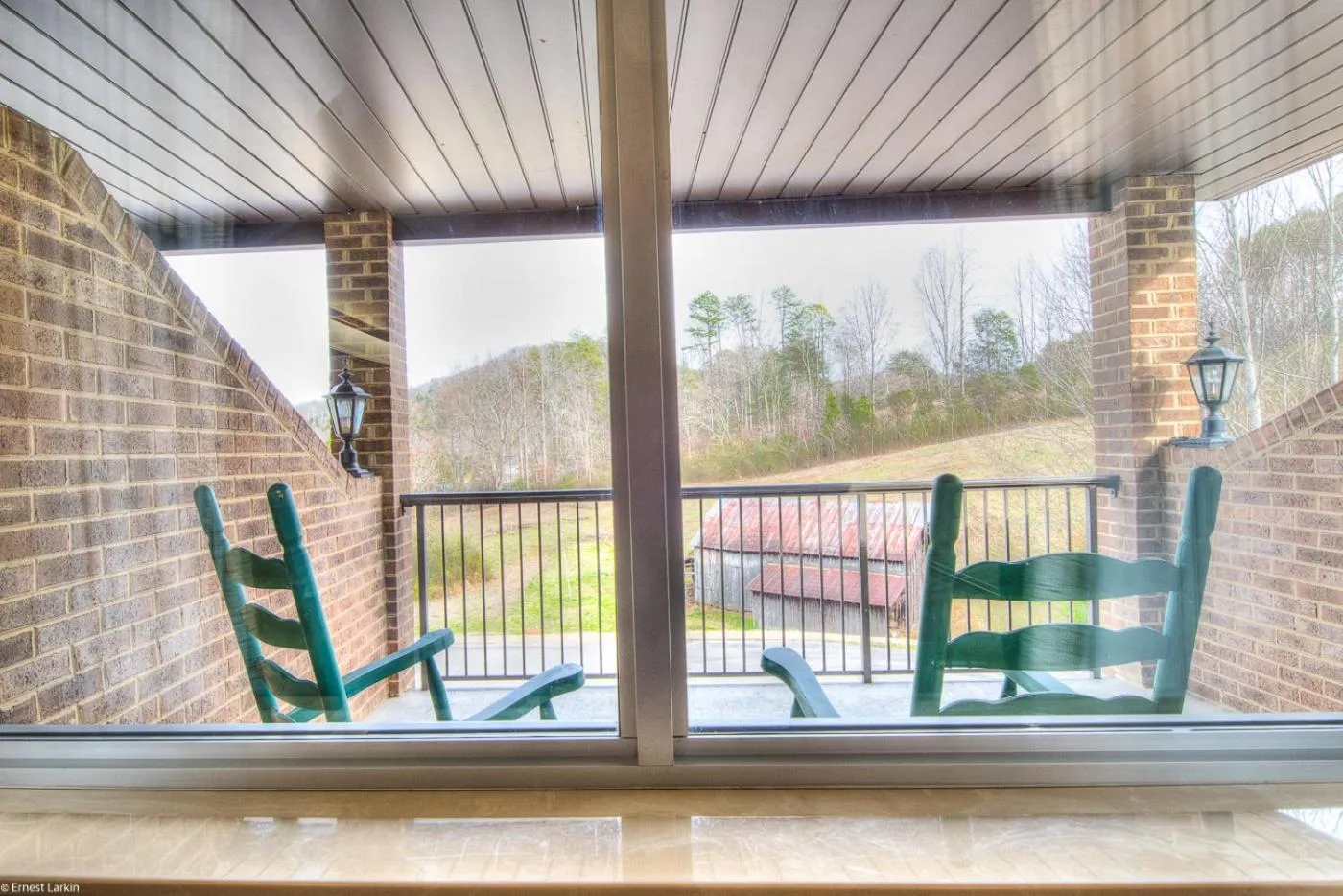 Balcony/Terrace in Townsend River Breeze Inn