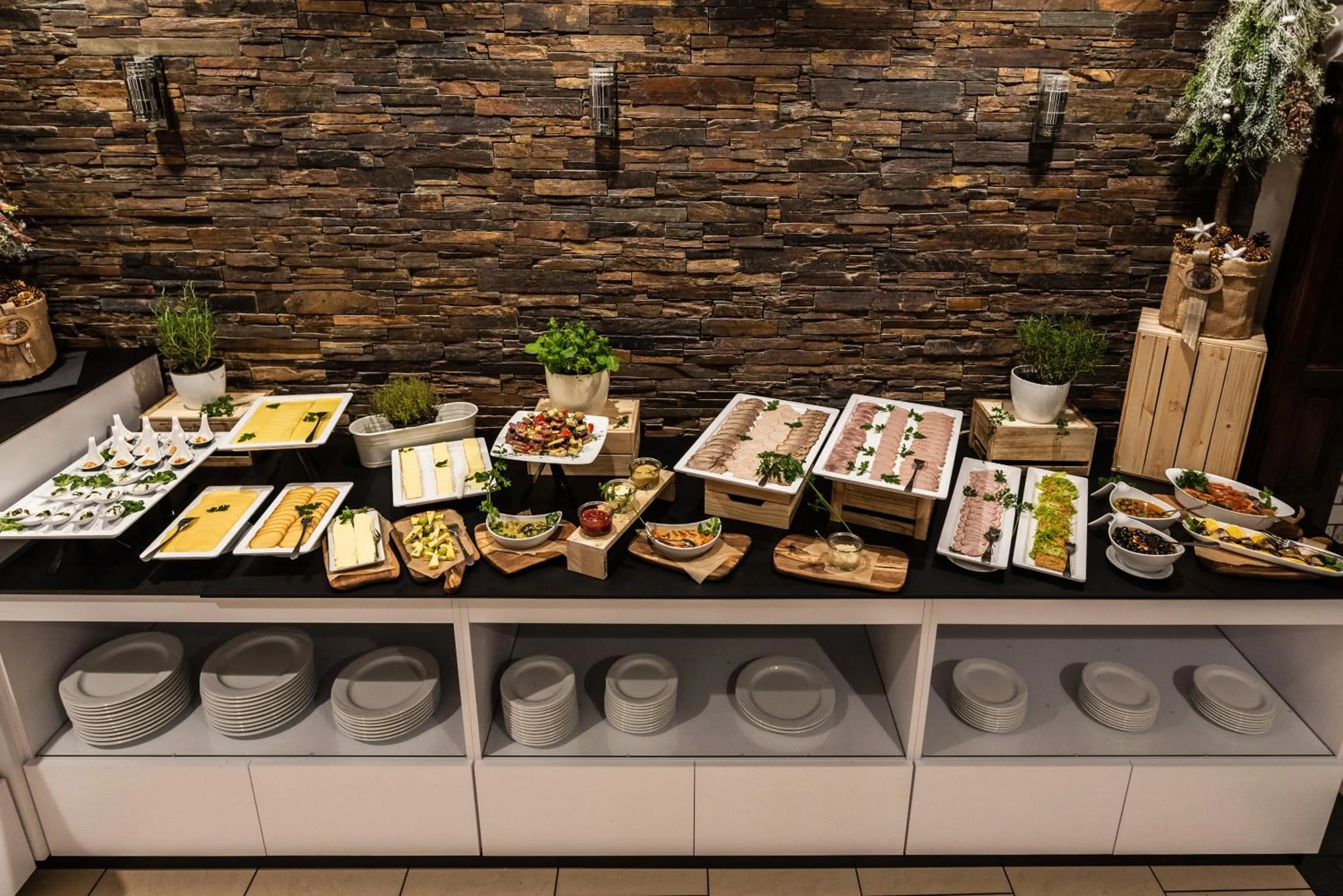 Buffet breakfast in Kormoran Medispa