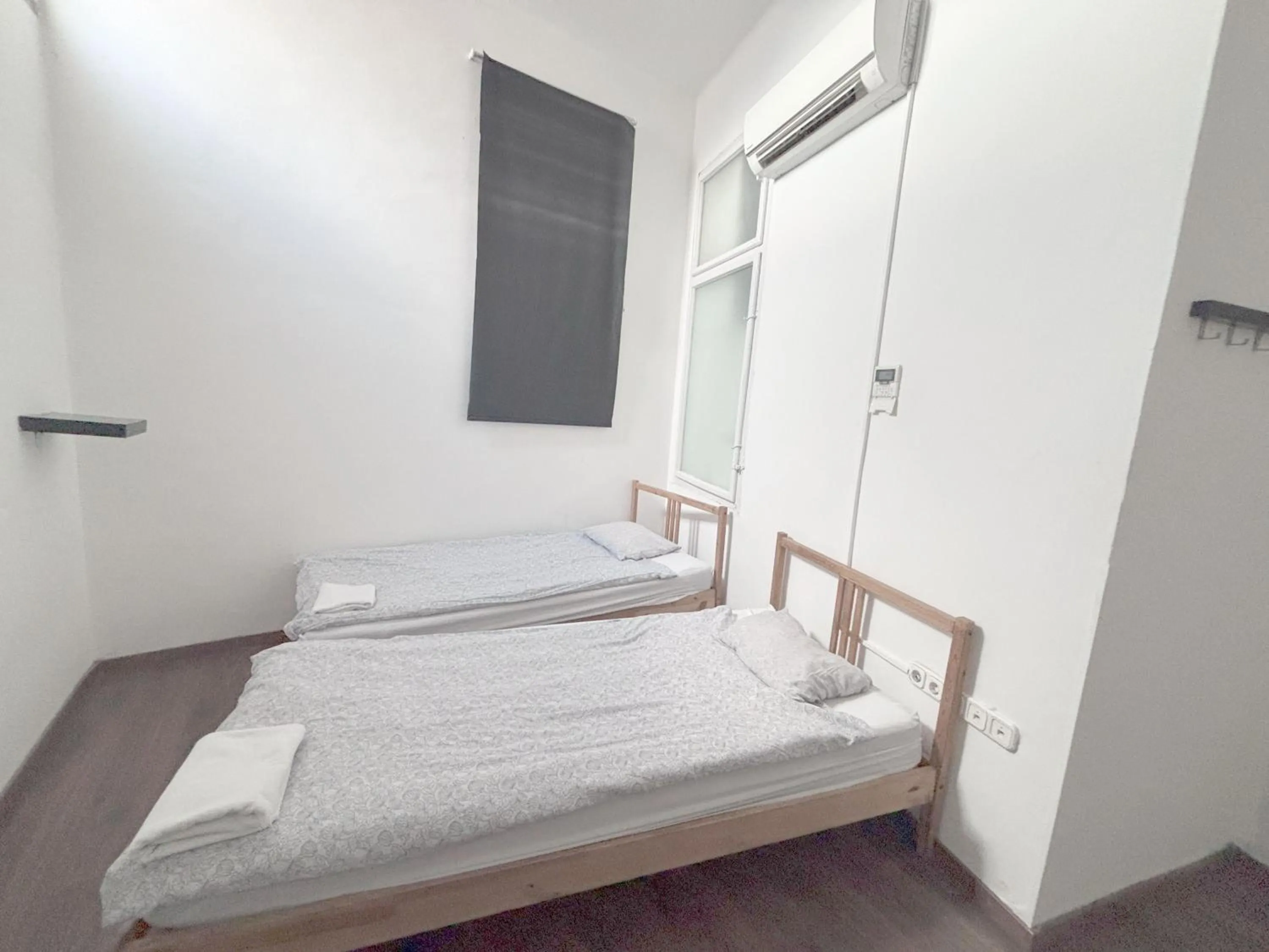 air conditioner, Bed in Artist Guest House
