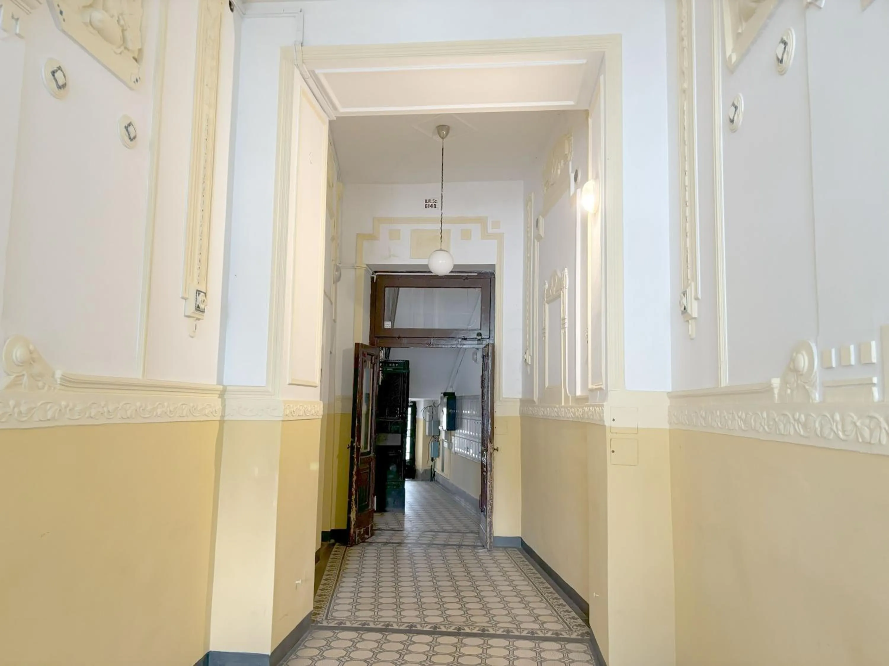 Facade/entrance in Artist Guest House