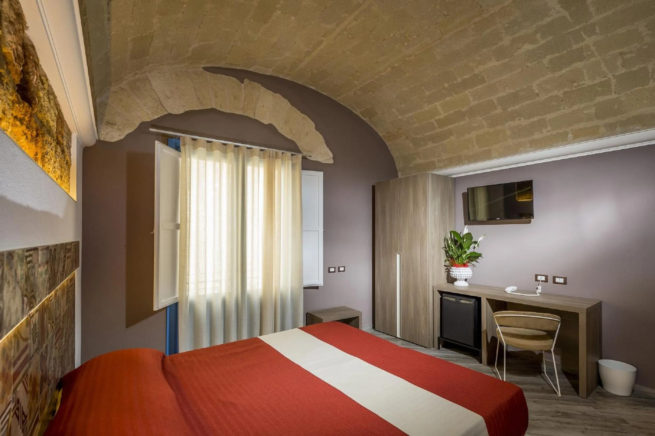 Photo of the whole room, Bed in Hotel Vento del Sud