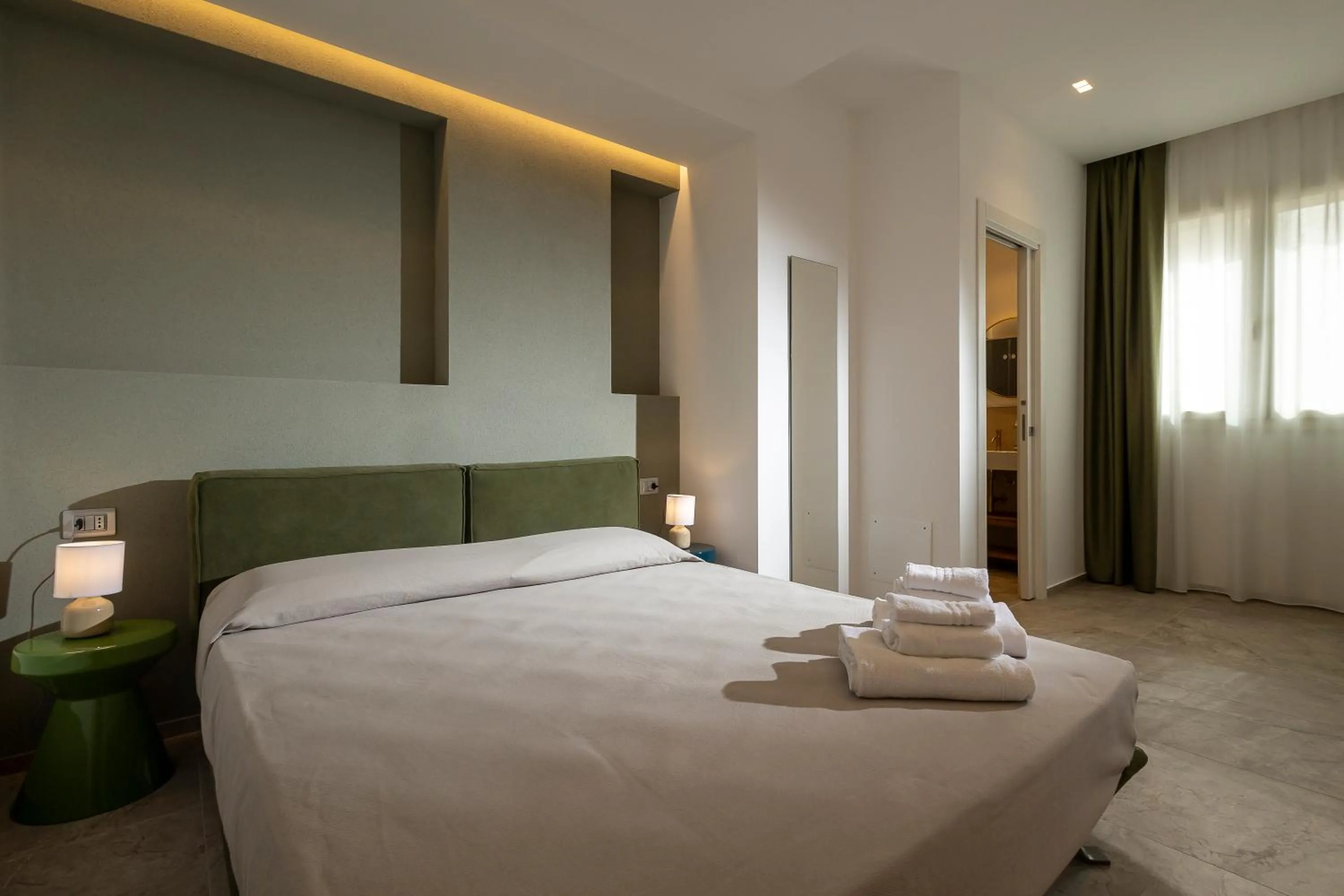 Bedroom, Bed in Hotel Vento del Sud