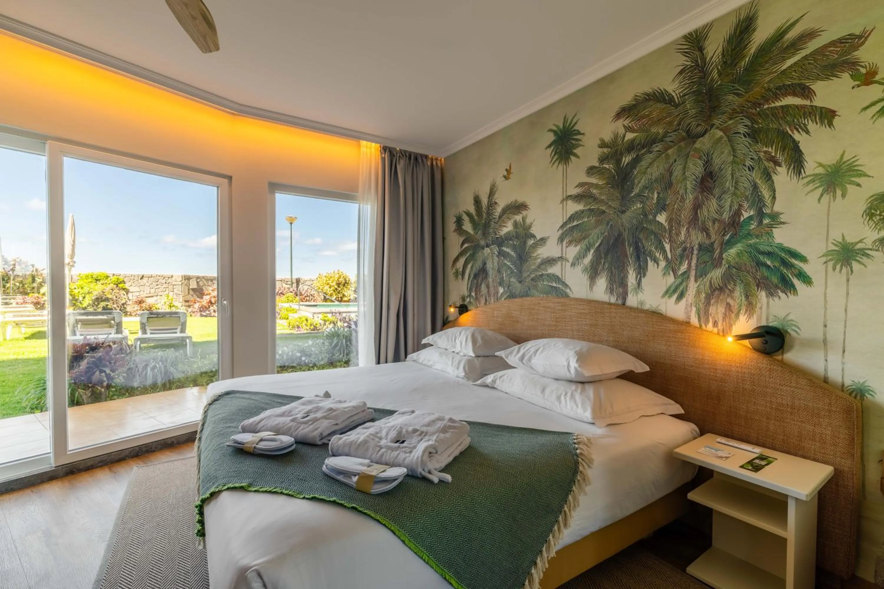 Bedroom, Bed in Pestana Ocean Bay Resort